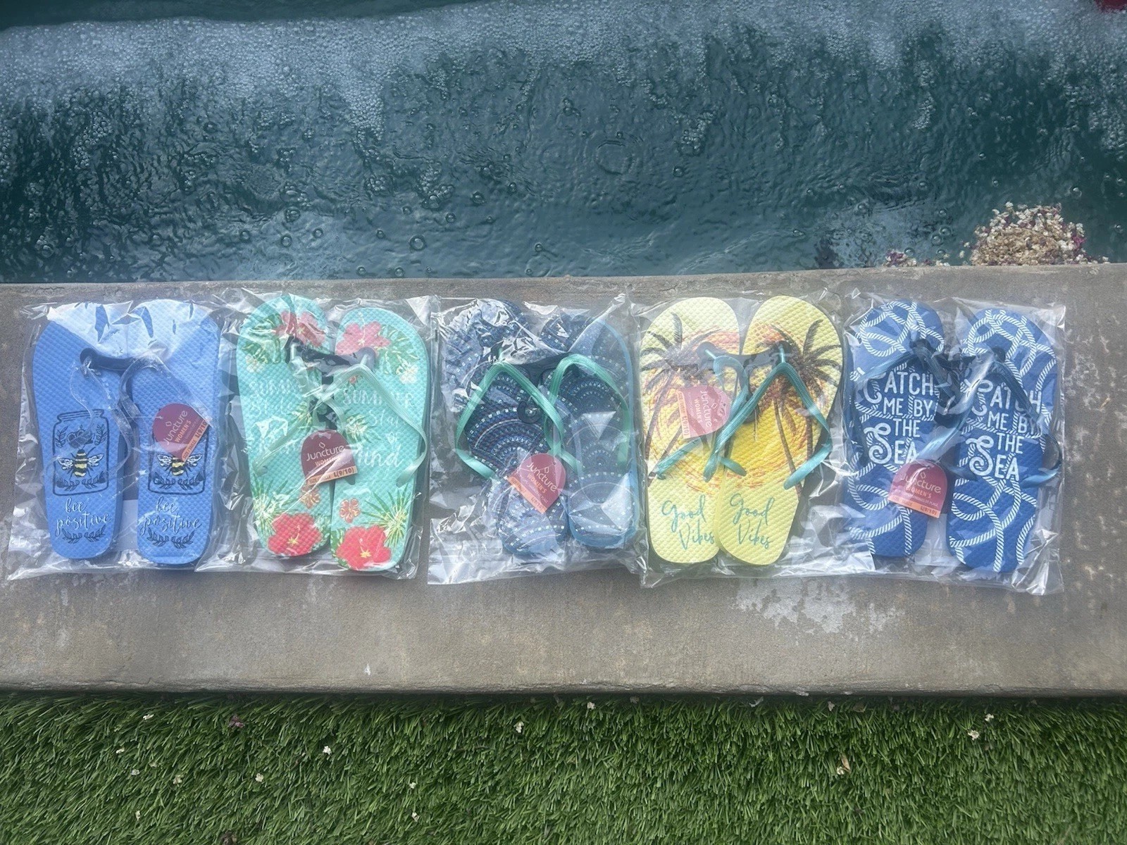 Lot of 5 Juncture Women’s Flip Flops Size 9/10 New Assorted Colors NWT