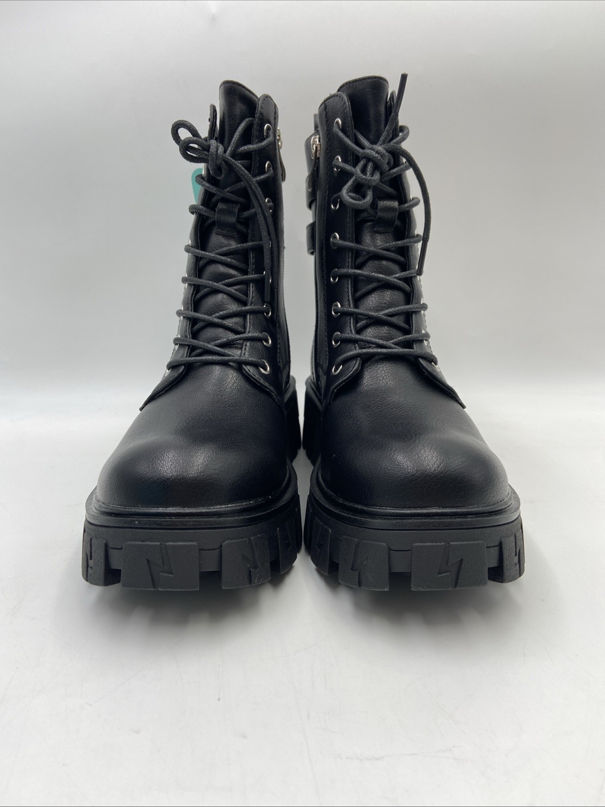 Vepose Women’s Size 8 Black Platform Ankle Boots Lace-Up Side Zipper