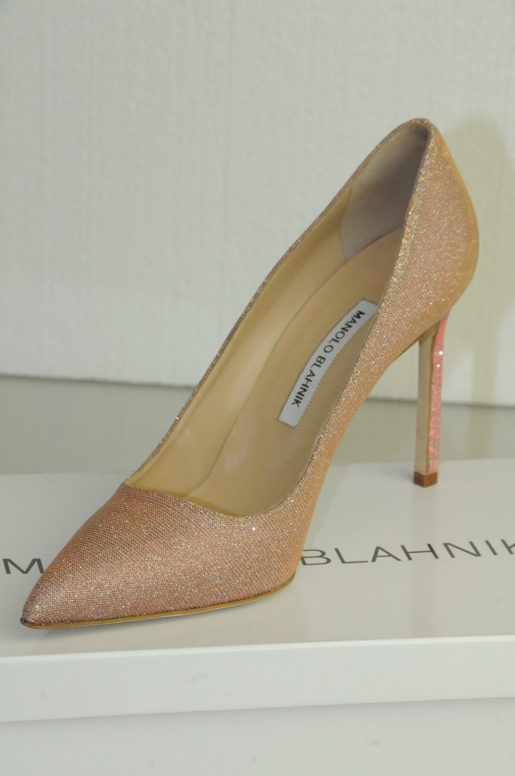 New Manolo Blahnik DAGGA Nude Pink Silver Gold Sparkle Shoes Pumps BB 40.5 41.5