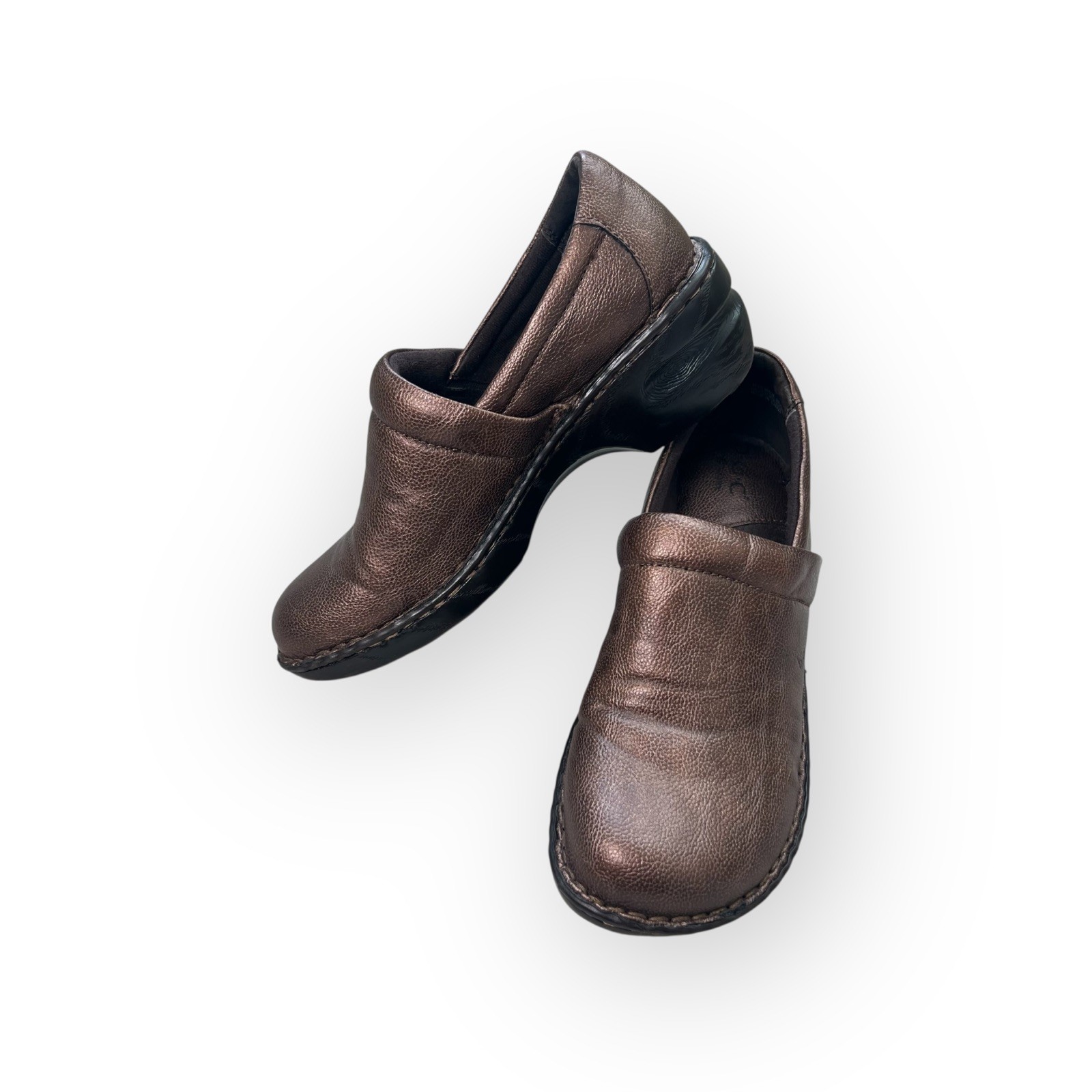 B.O.C. Womens Clogs Slip On Shoes SZ 9 Bronze Metallic Comfort Workwear Casual