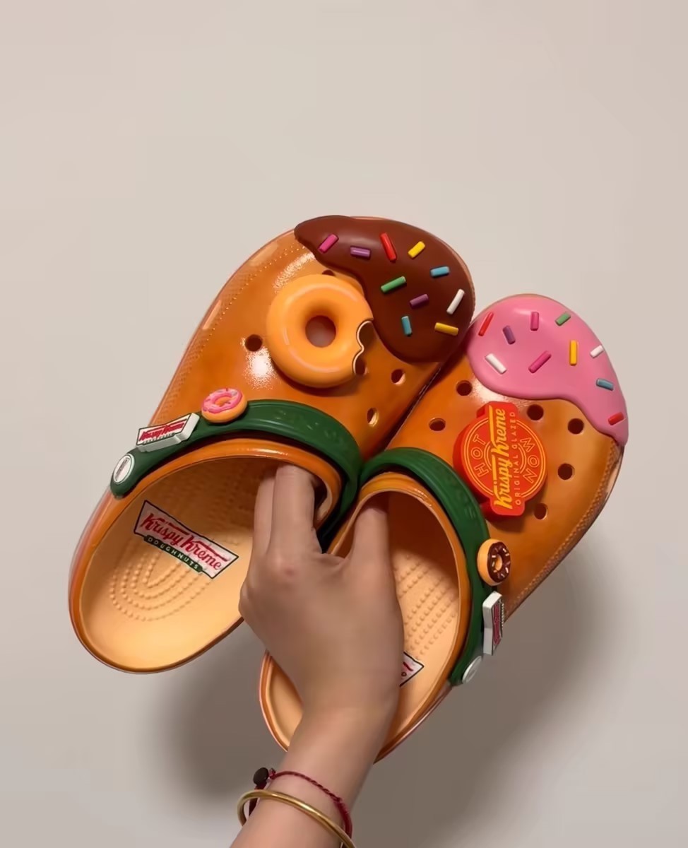 Krispy Kreme x Crocs Classic Clog Golden Hour Doughnut Clogs Unisex Size Shoes
