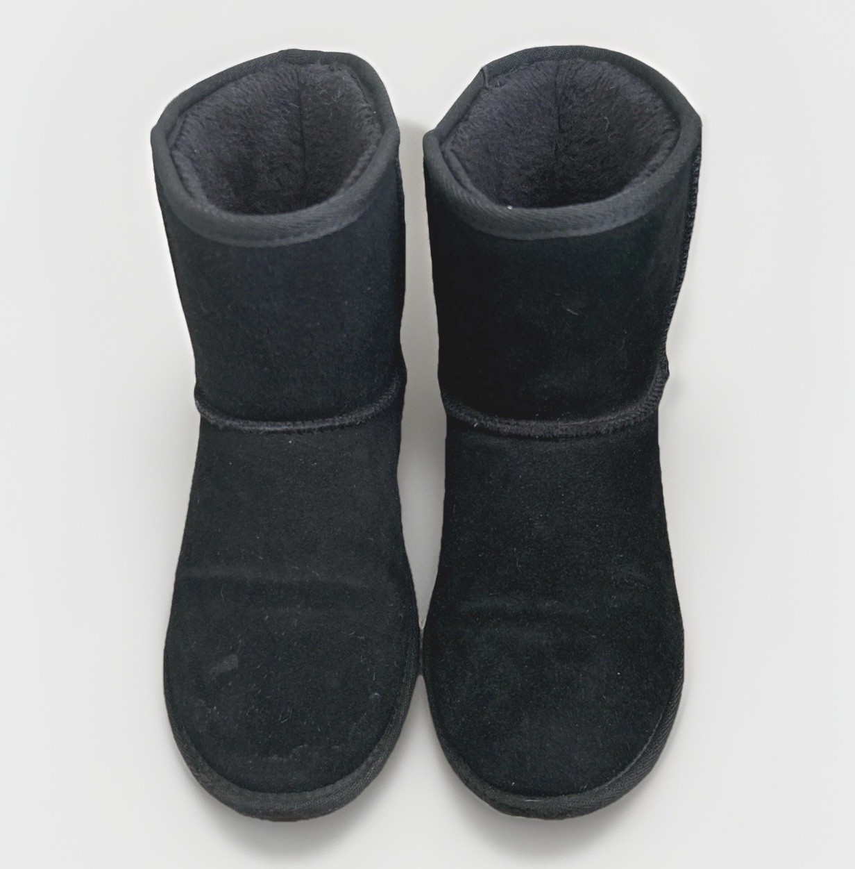Minnetonka Ankle Boots Womens Black Faux Fur Lined Slip On Winter Fall Size 9