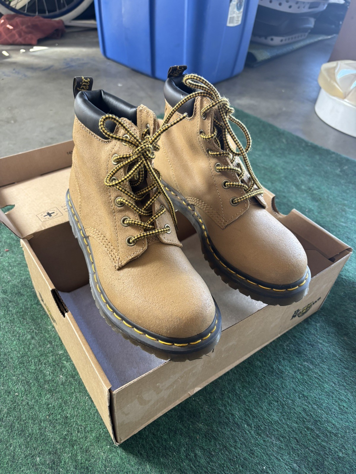 Dr Martens 939 Boots Womens Size 7 Tan Suede Leather