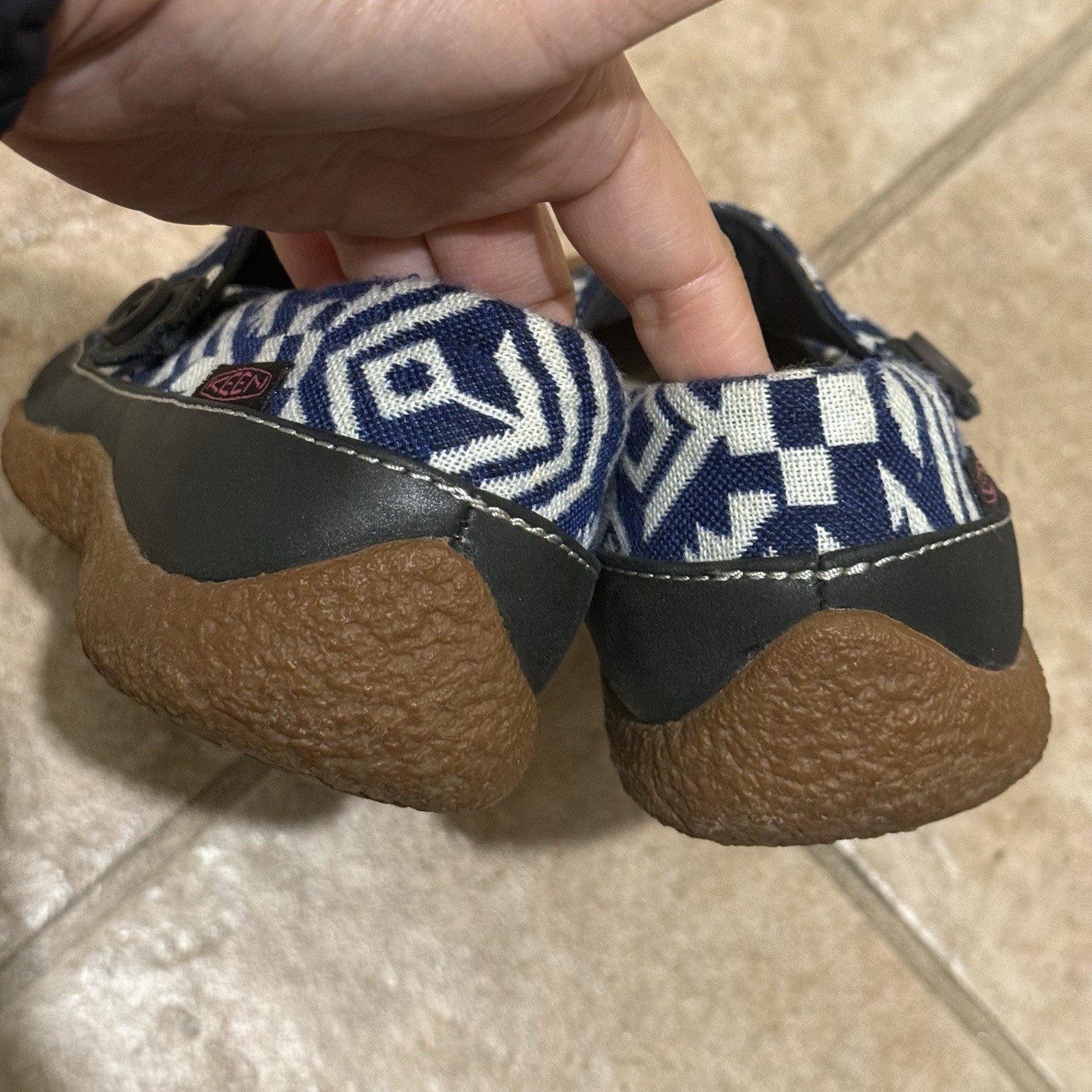 Keen Harvest MJ Shoes Slip On With A Woven Rice Bag Great Conditions