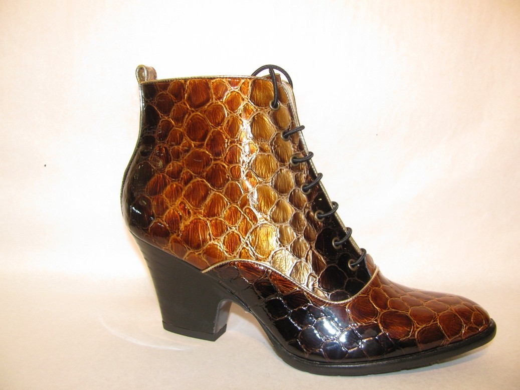 SNAKESKIN PRINT Patent LEATHER BOOTIES WEDGES  LACE Up , BROWN GOLD  SIZE 6 