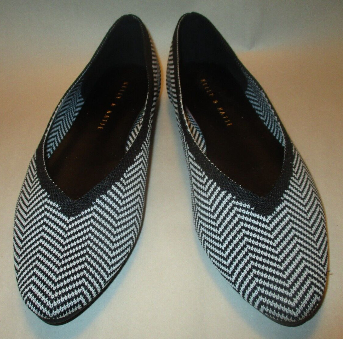 Kelly & Katie Jayde Women 7M Black/White Herringbone Fabric Comfort Cushion Flat