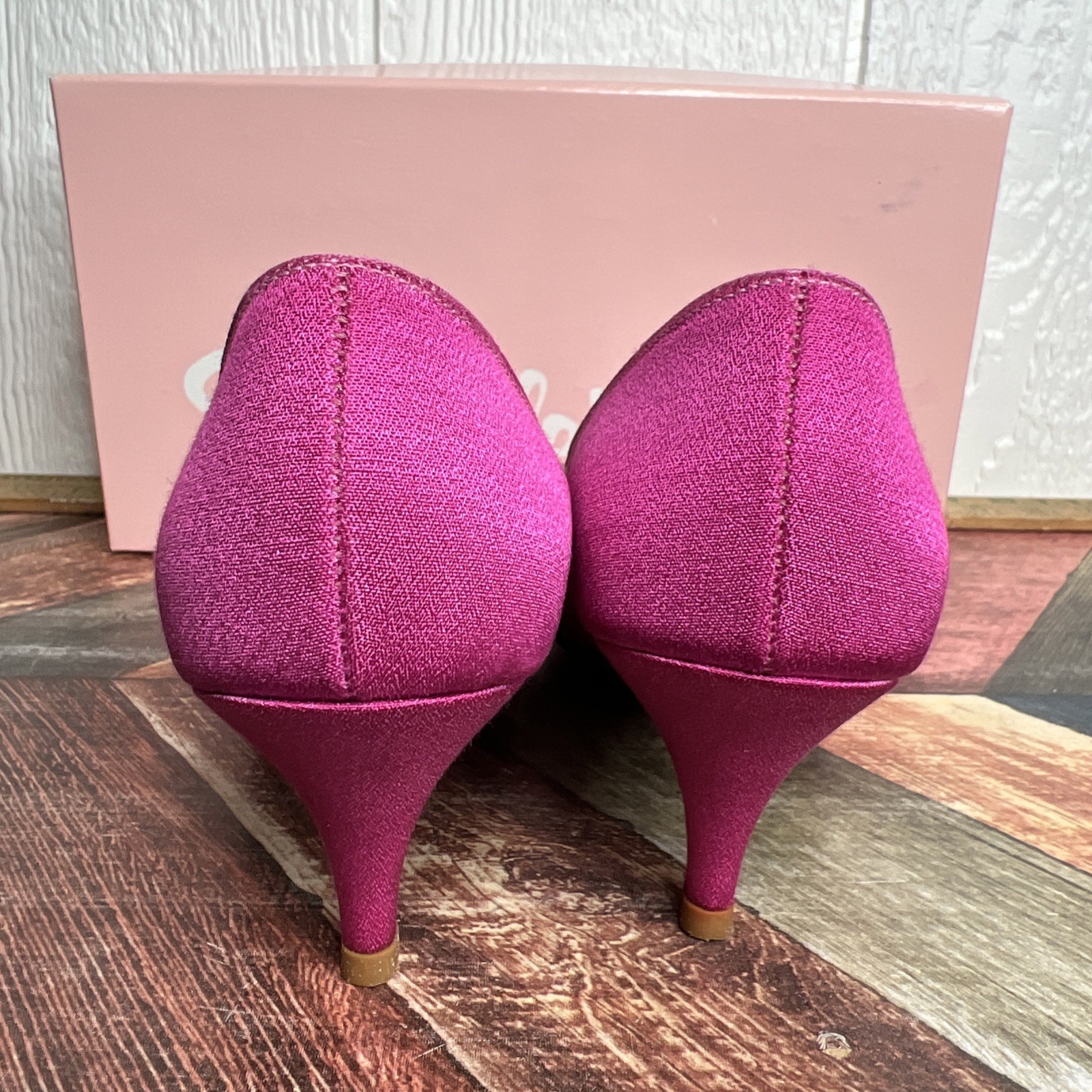 Vintage Dyeables Satin Heels Shoes Size 7.5 AA LATEDATE LUXE Hot Pink 82507