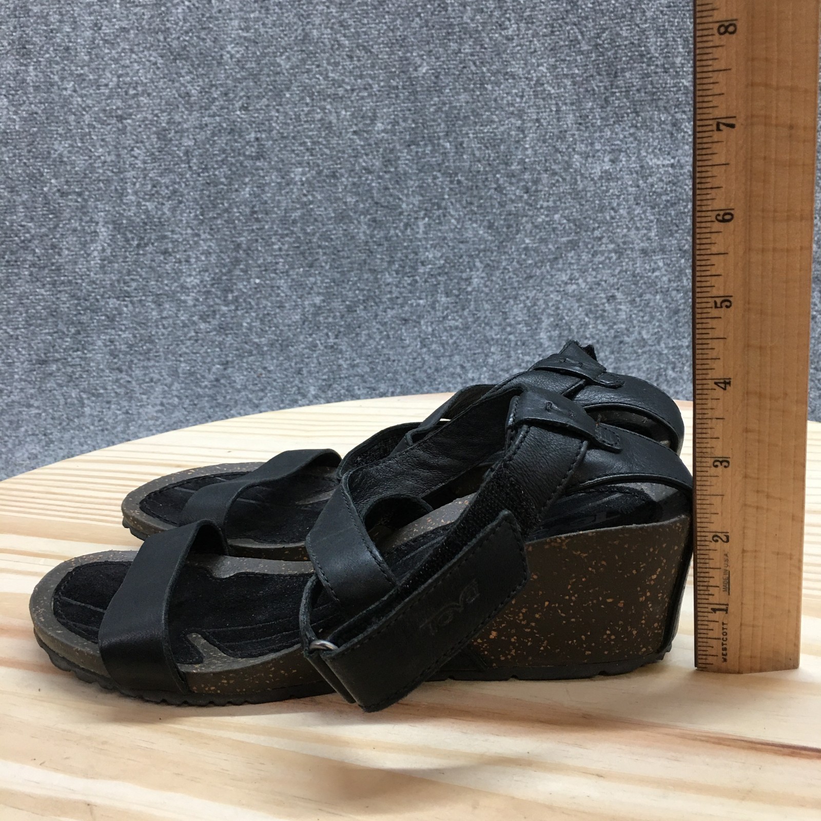 Teva Sandals Womens 9 M Strappy Black Leather Slip On Open Toe Wedge 1007732