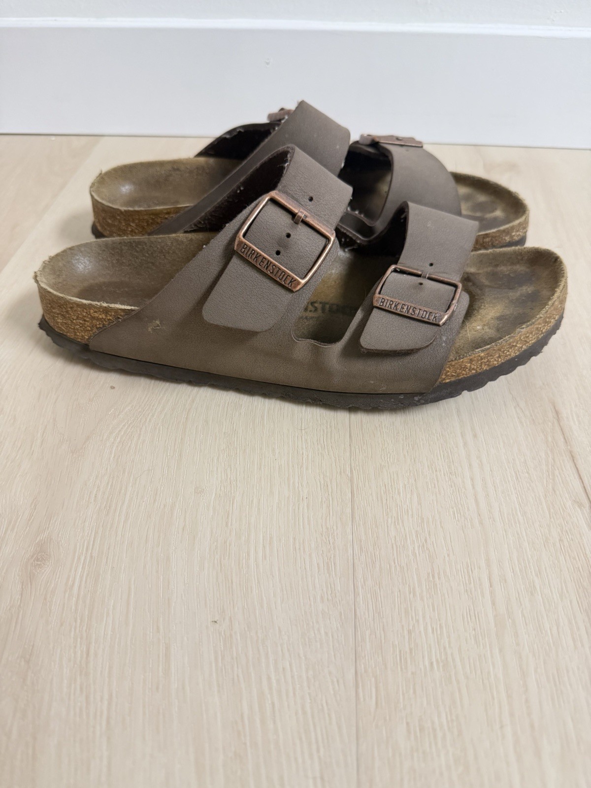 Birkenstock Women’s Arizona Brown Vegan Leather Slide Sandals size 10