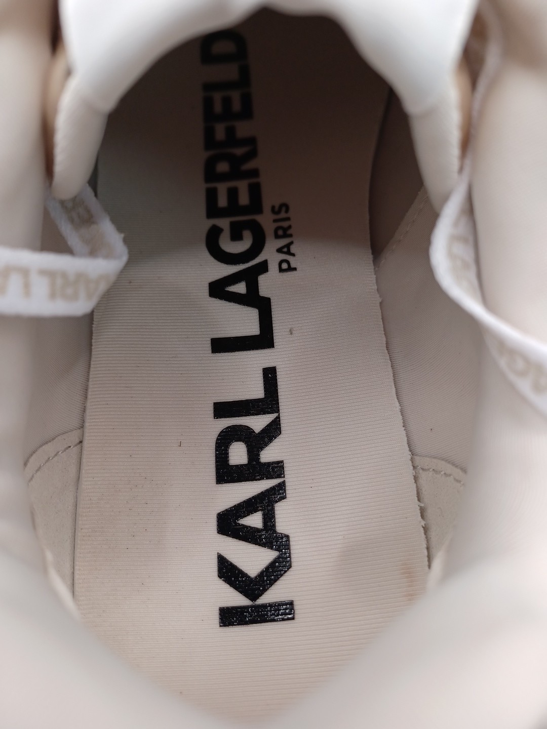 NEW Karl Lagerfeld Paris Meade Lace Up Sneakers Womens Size 8.5 US