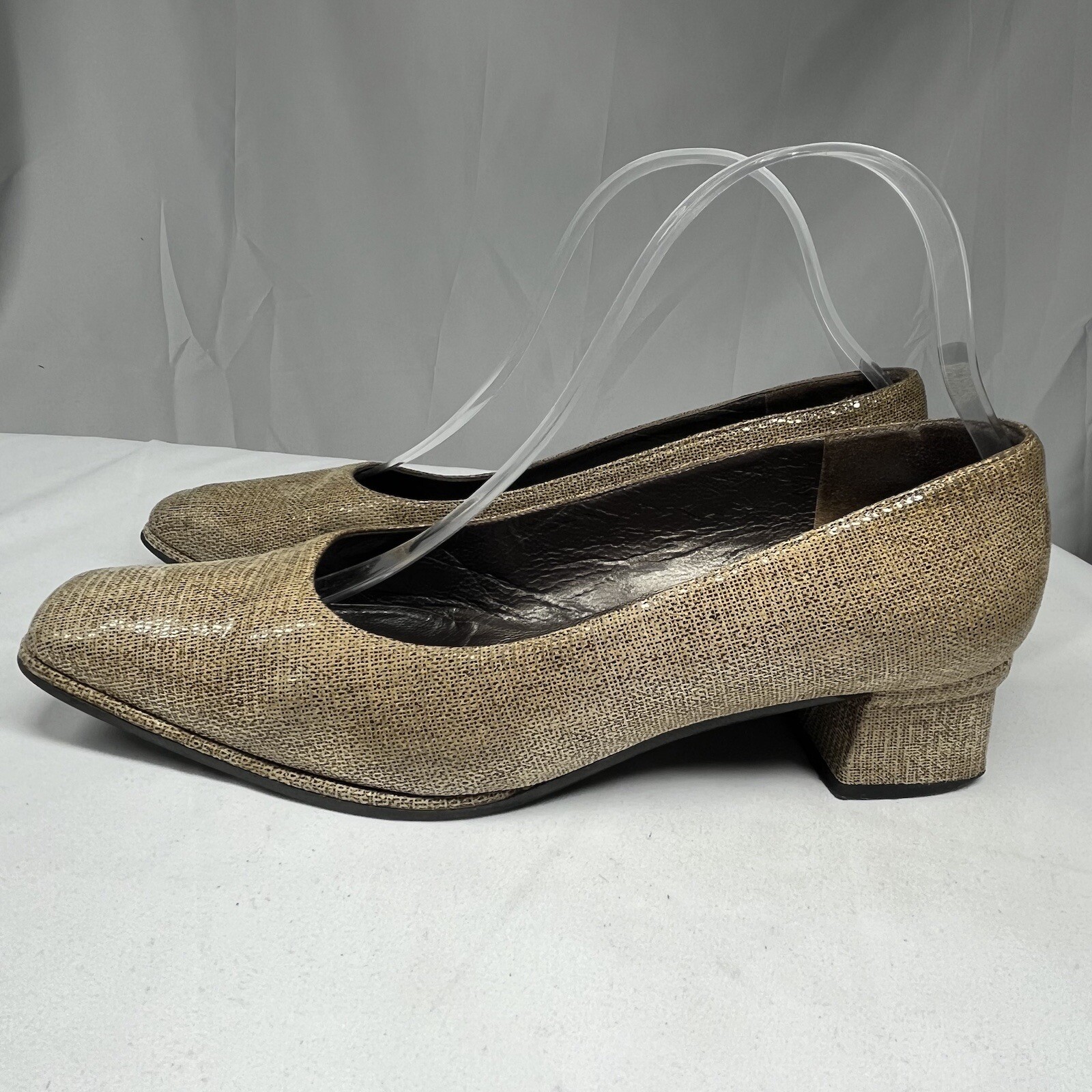 Stuart Weitzman Shoes Square Toe Block Heel 39 US8.5 Tan Textured Embossed Suede