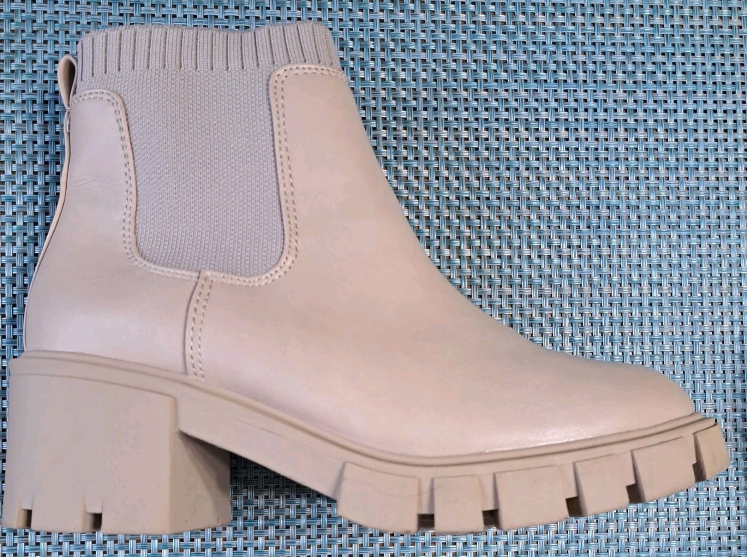 So Goods For Life Sugi Tan Boots Womens Size 7.5 Memory Foam Winter Fall Casual