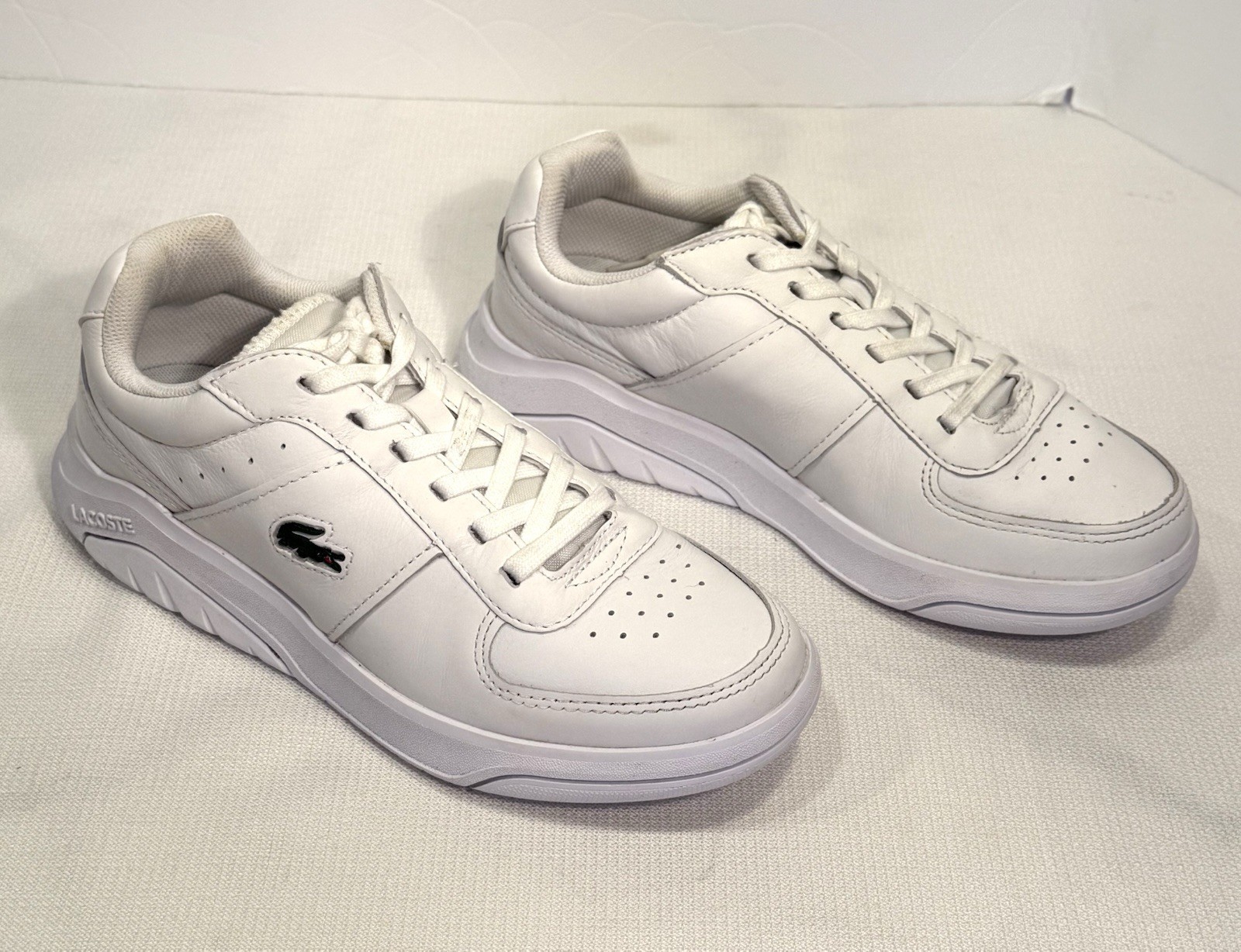 Lacoste Game Advance Leather Women’s Shoes Sneakers Sz 7.5