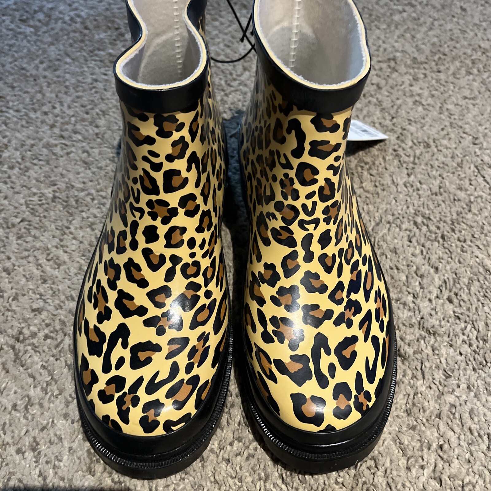 VIA ROSA Women’s Rain Boots Size 6