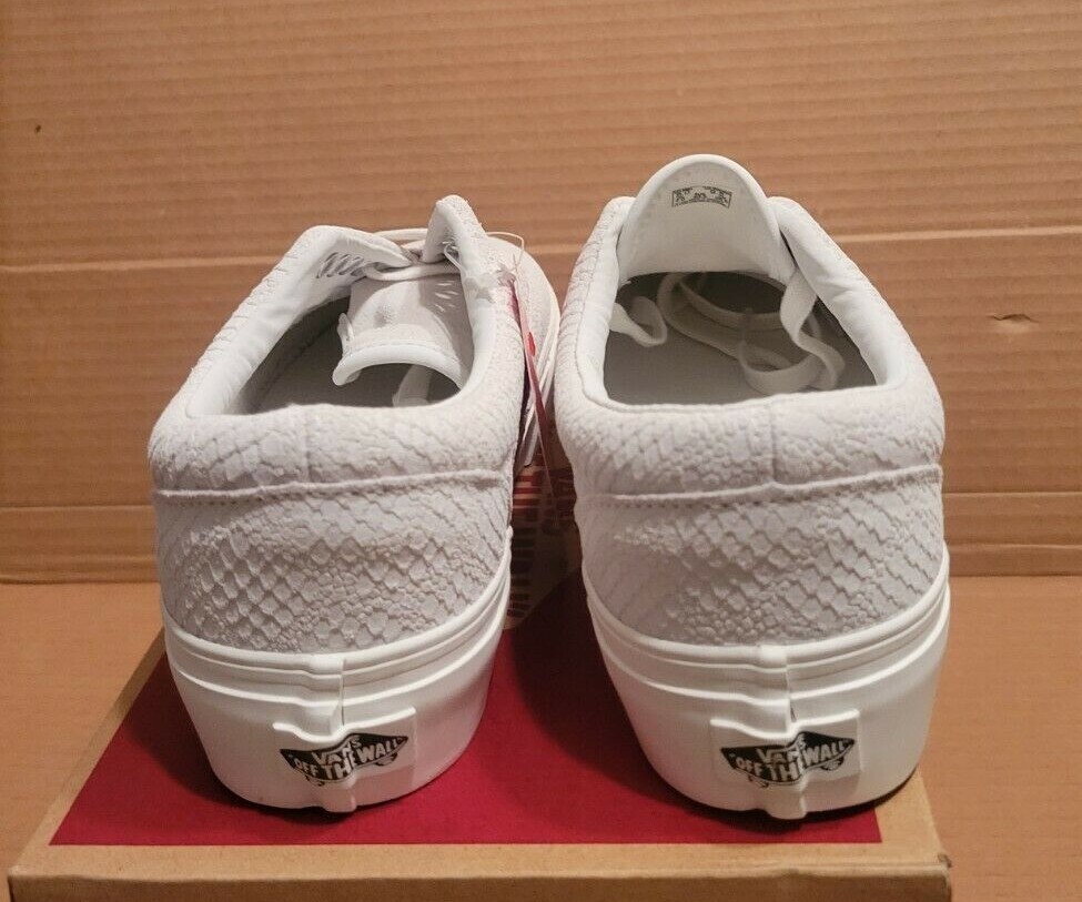 Vans Era Platform (Animal) Emboss Size: 9.5 Women/ Size: 8 Men/ 9.5 Women