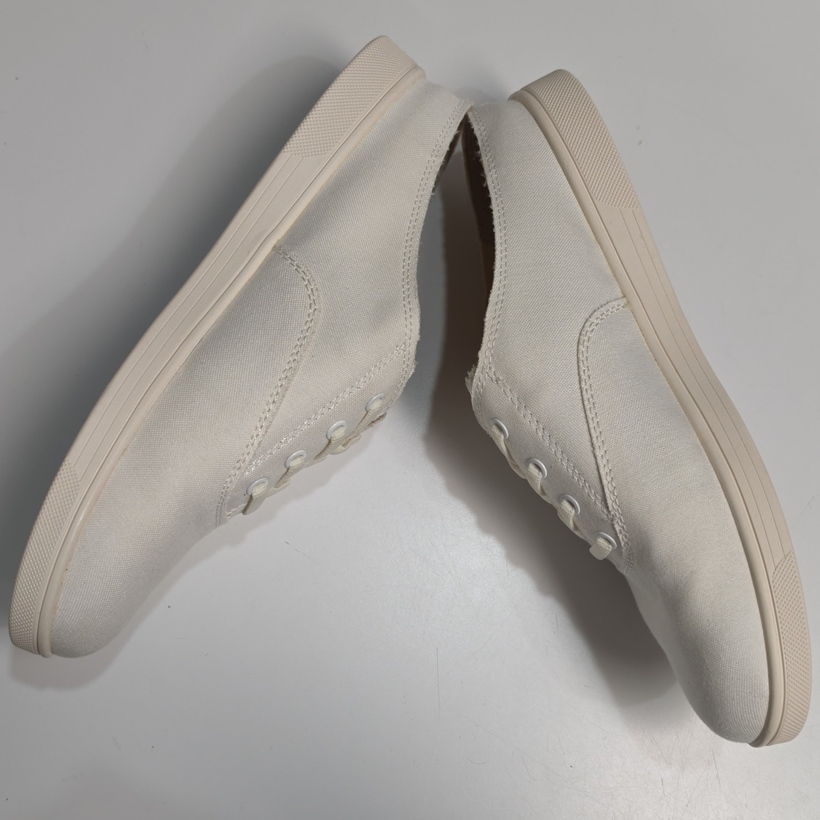Spenco Women’s Beige Canvas Lace-Up Casual Sneakers Round Toe US 9 EU 39.5.