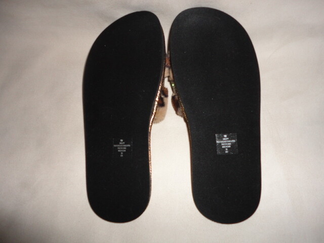 GUESS WOMENS USA 9 10 11 FAUX FUR LEOPARD RHINESTONE LOGO SLIPPER SANDALS NIB