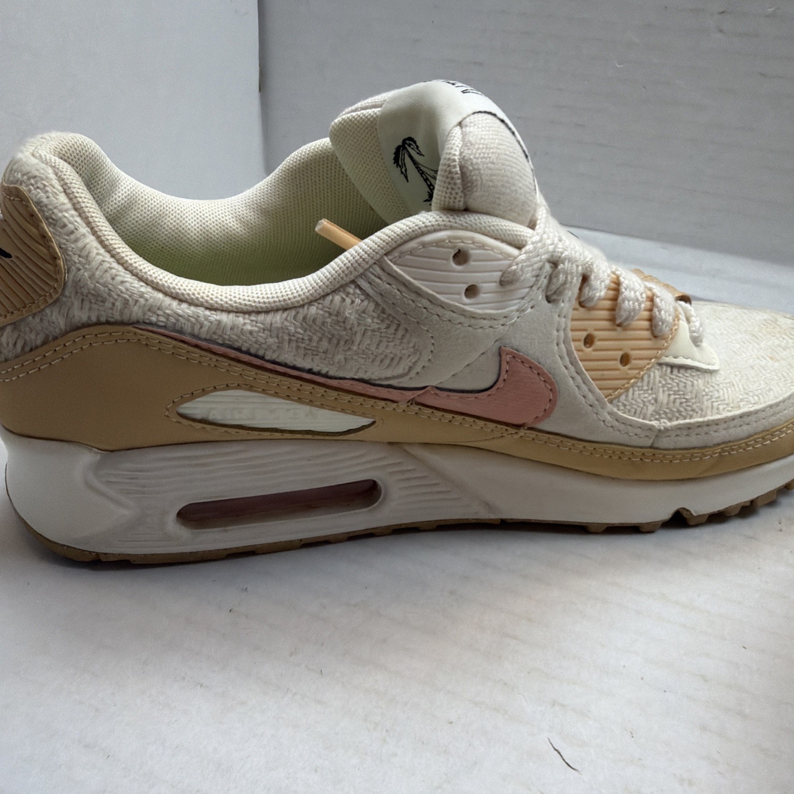 Nike W Air Max 90 Sun Club Sail White Orange Beige DJ9997-101 Women’s Size 9