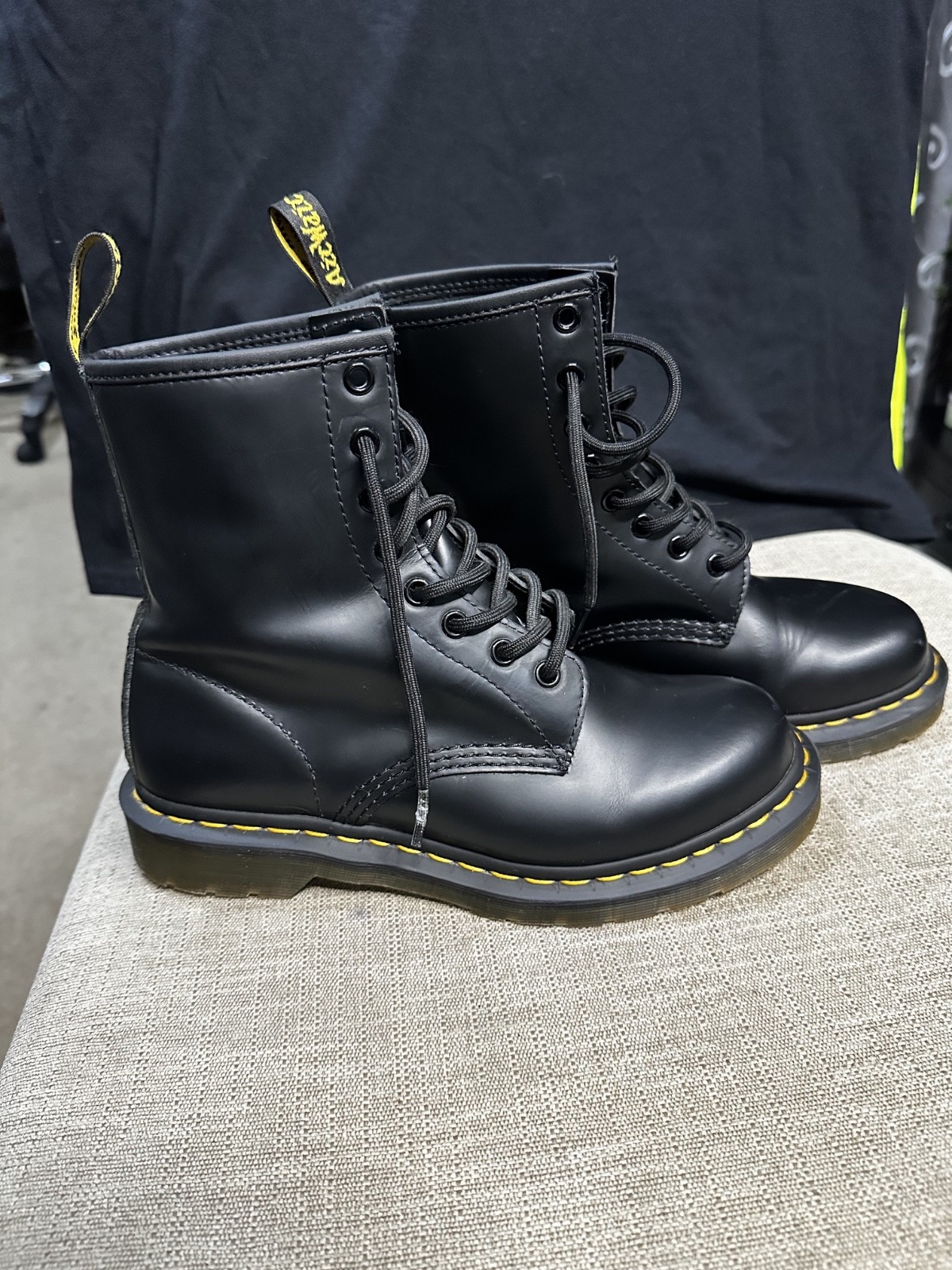 US 7 – Dr. Martens Women’s 1460 W Nappa Leather 8 Eye Boot **(Size US 7L )