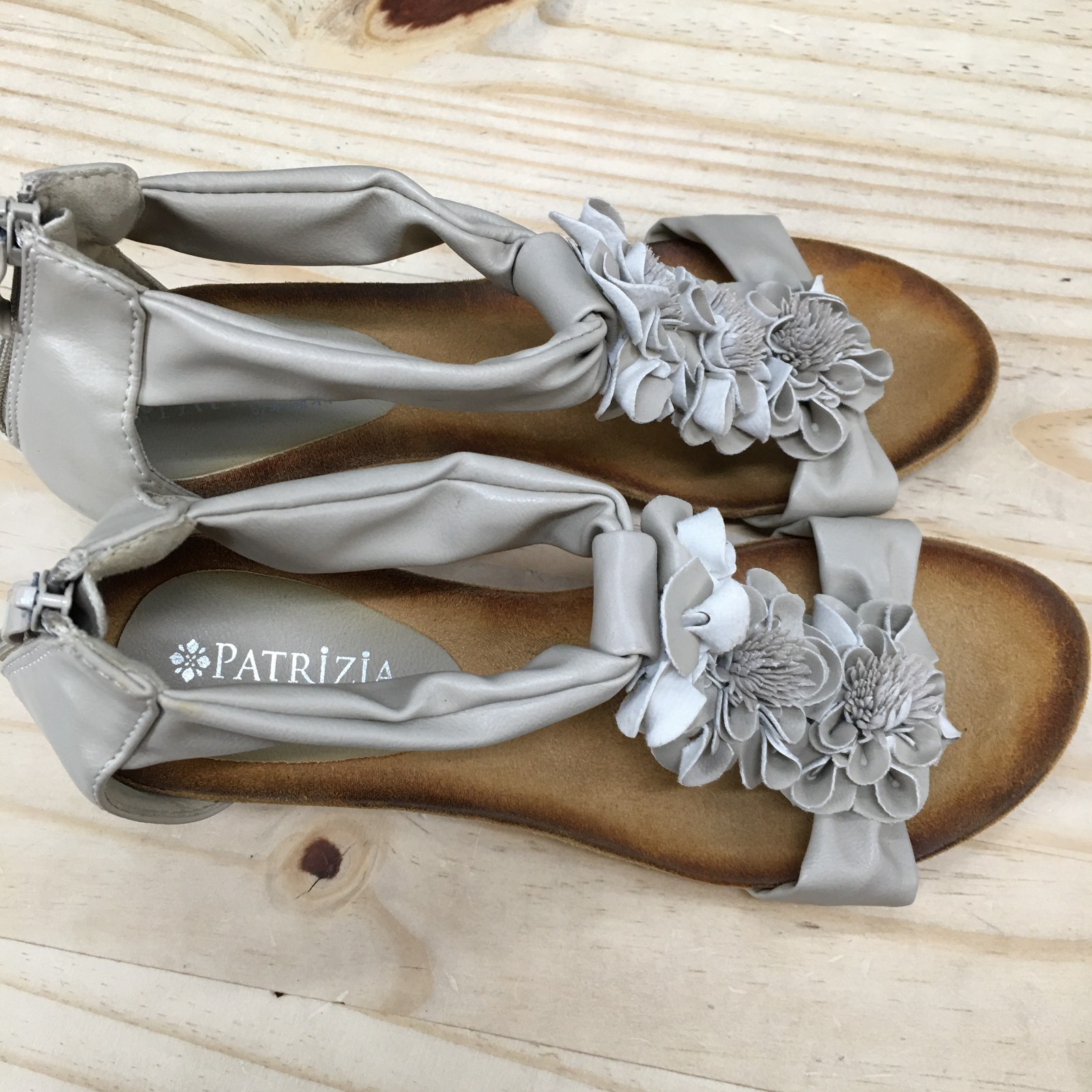 Patrizia by Spring Step Harlequin Sandals Womens 39 T-Strap Flower Wedge Beige