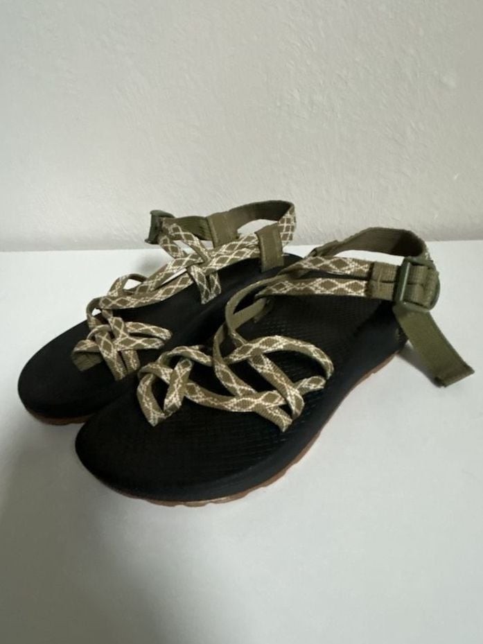 Chaco ZX/2 Classic Women’s Olive Green Patterned Toe-Loop Sport Sandals-w8