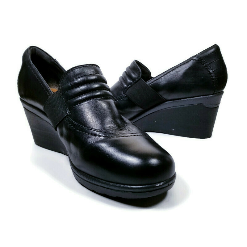 Earth Starling Womens Sz 9B Black Leather 2.75 in Wedge Heel Shoes Clogs