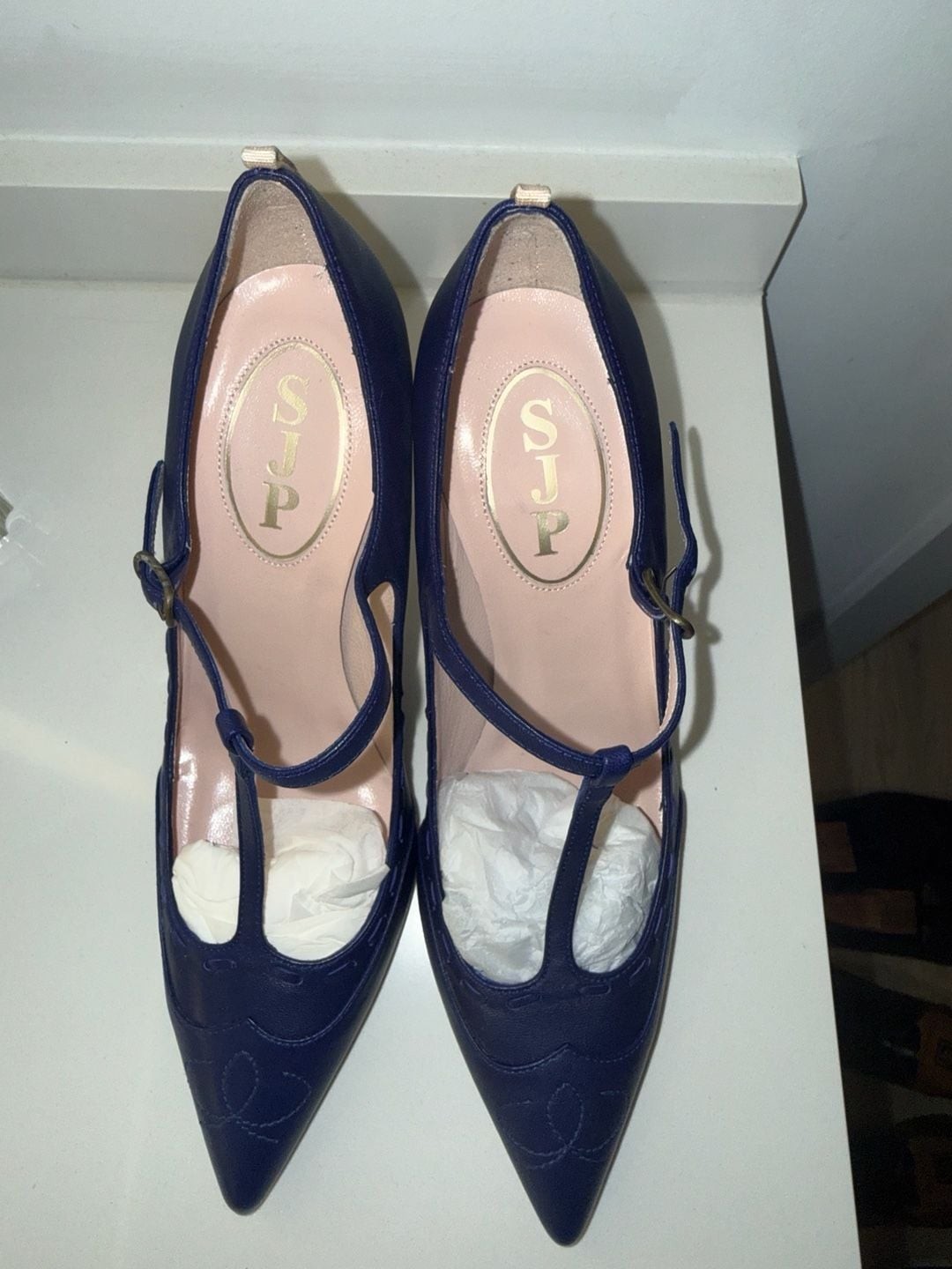 SJP Sarah Jessica Parker Navy Leather T-Strap Pointed Toe Heels Size 36