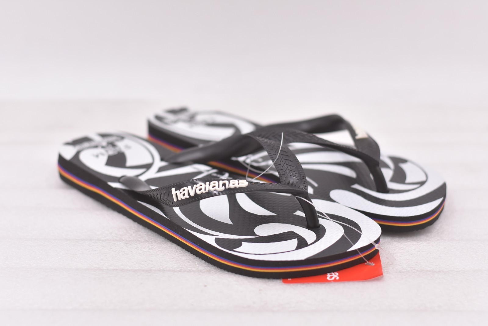 Womens Farm x Havaianas Black Flip-Flops Size 7/8 (EU 39/40)