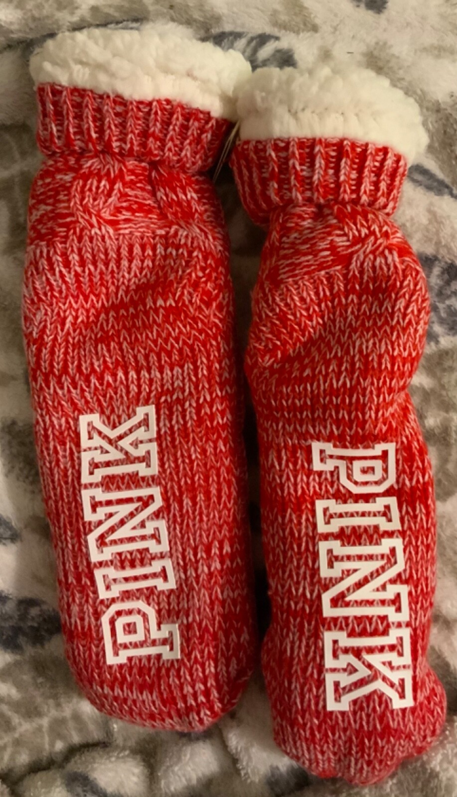 VICTORIA’S SECRET PINK SLIPPERS SOCKS RED WHITE SHERPA LINED BOOTIES NEW