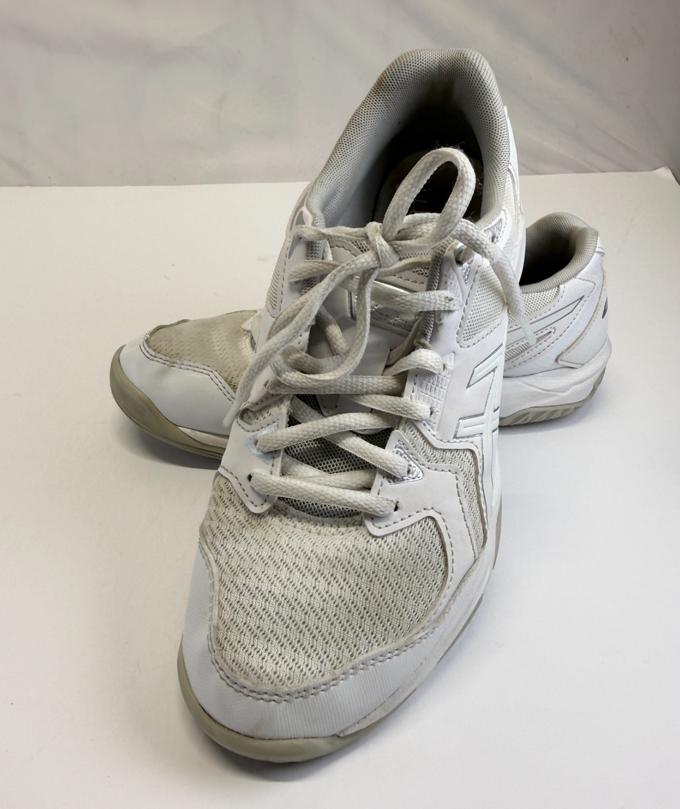 Asics Gel-Rocket 10 1072A056 Womens Size 7.5 Sneakers White Volleyball Shoes