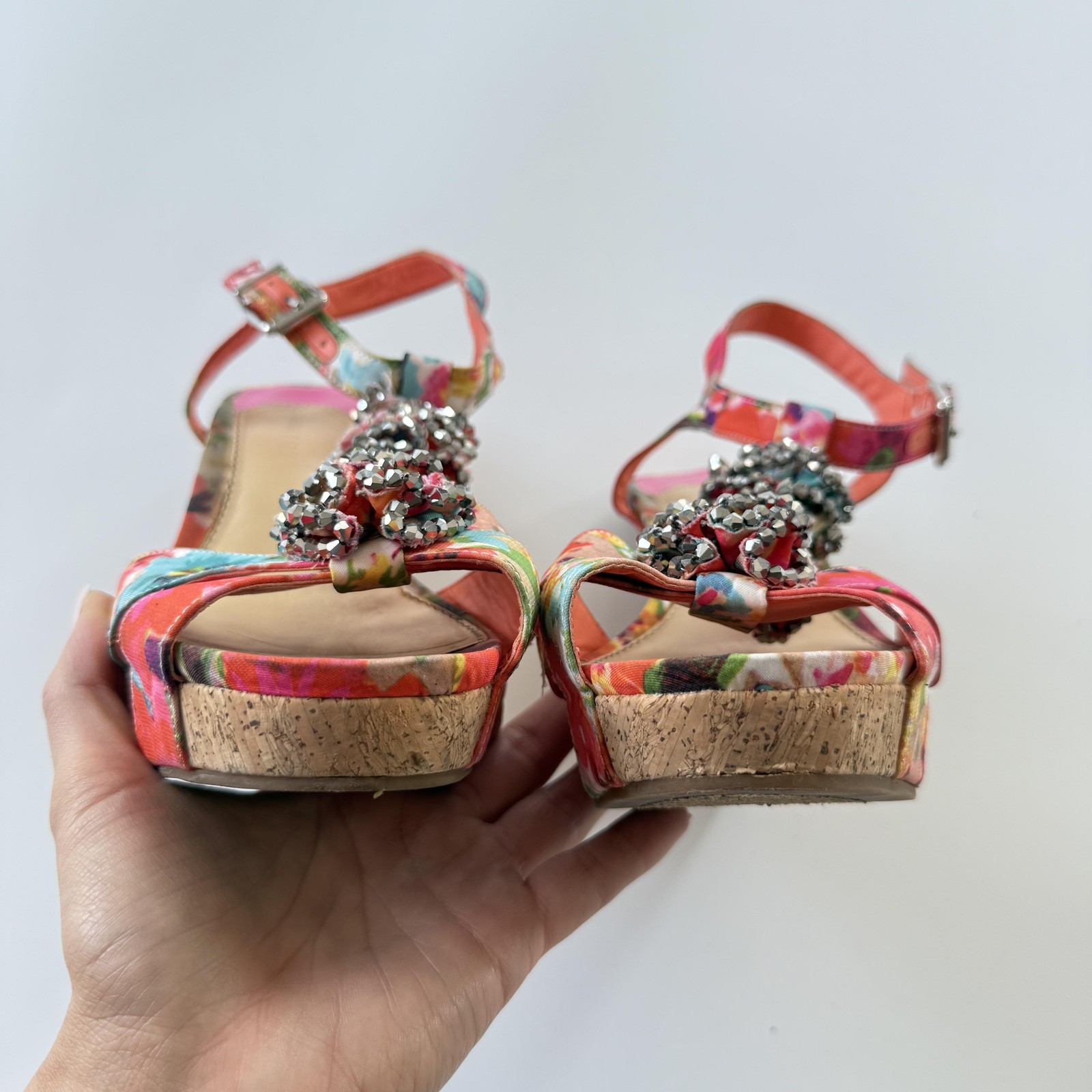 Gianni Bini Wedge Sandals Womens Size 9 Multicolor Floral Beaded Rhinestone