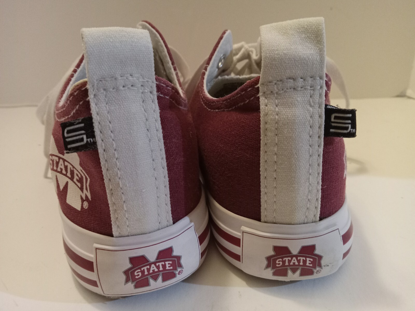 Skicks Mississippi State Womens 7 Low Top Shoes MSU
