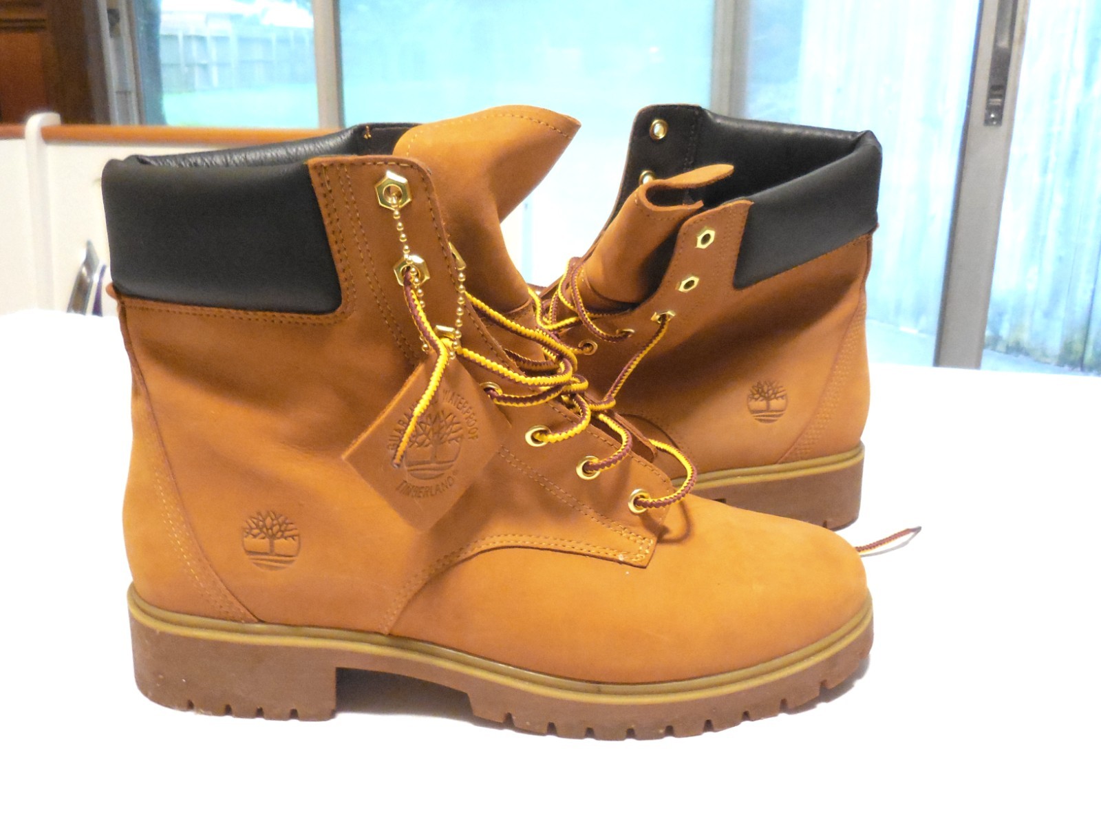 TIMBERLAND Wheat Nubuck JAYNE 6″ WATERPROOF Prima Loft Classic Work Boot 6 US