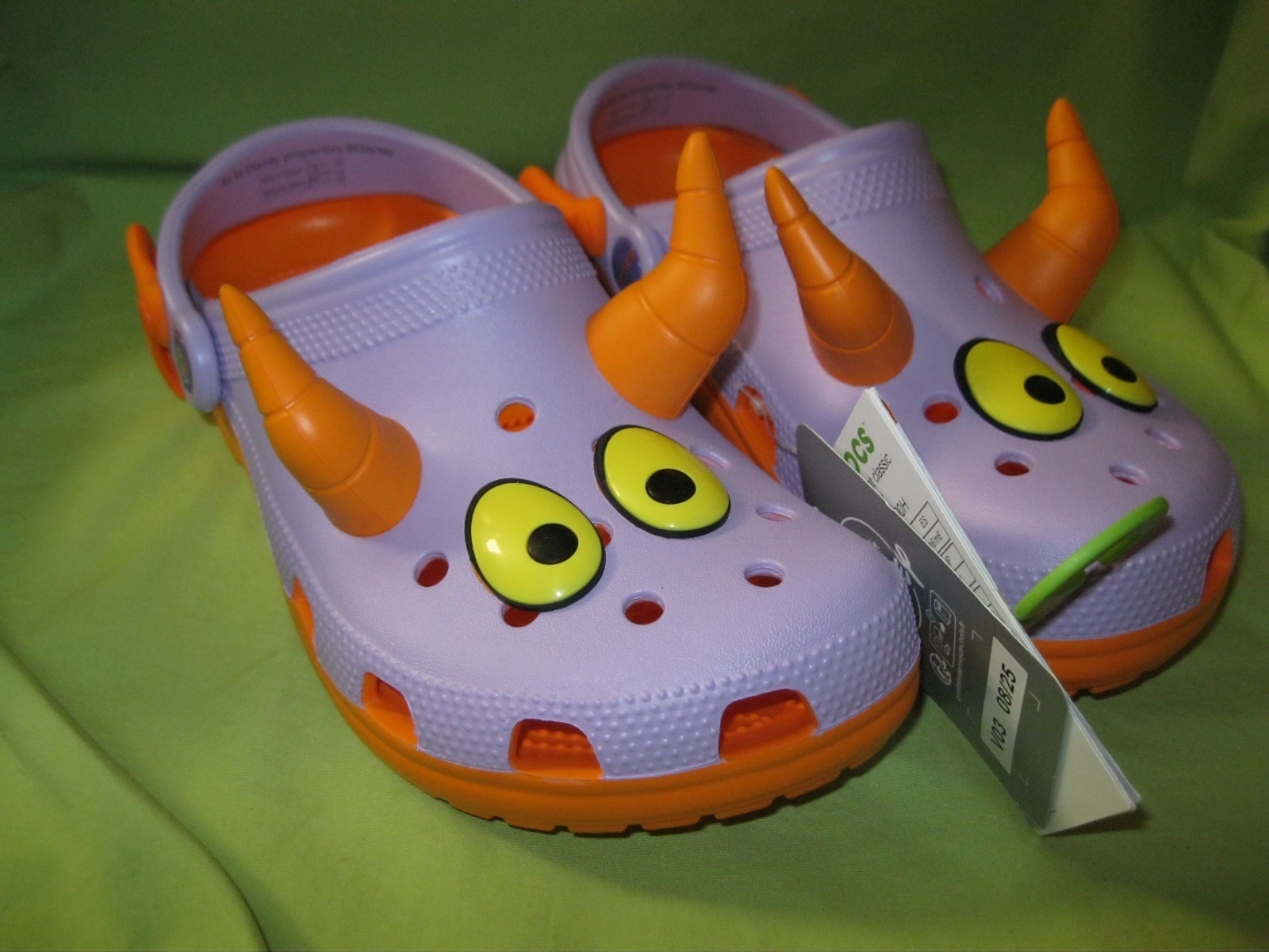 New DISNEY Epcot FIGMENT Purple Dragon CROCS Sandals Shoes ADULT SIZE W8 M6