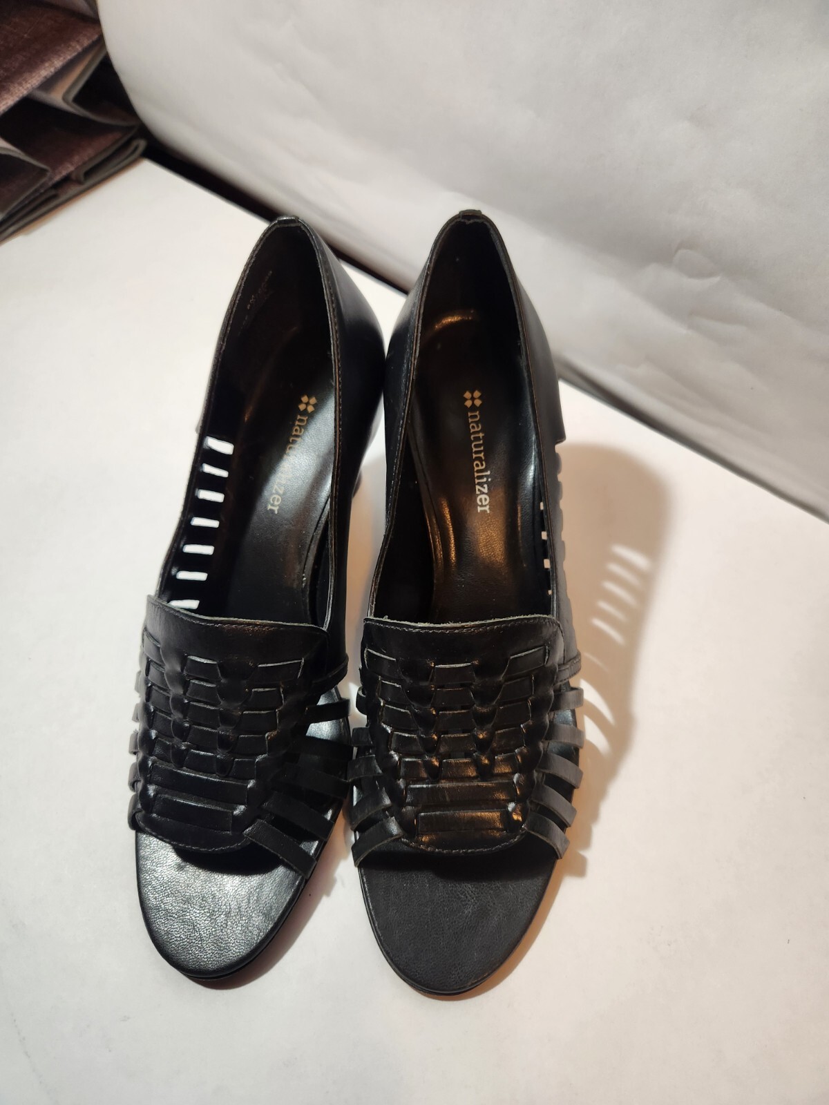 Naturalizer size 8m Black Leather heels peep toe with cut outs pre-owned