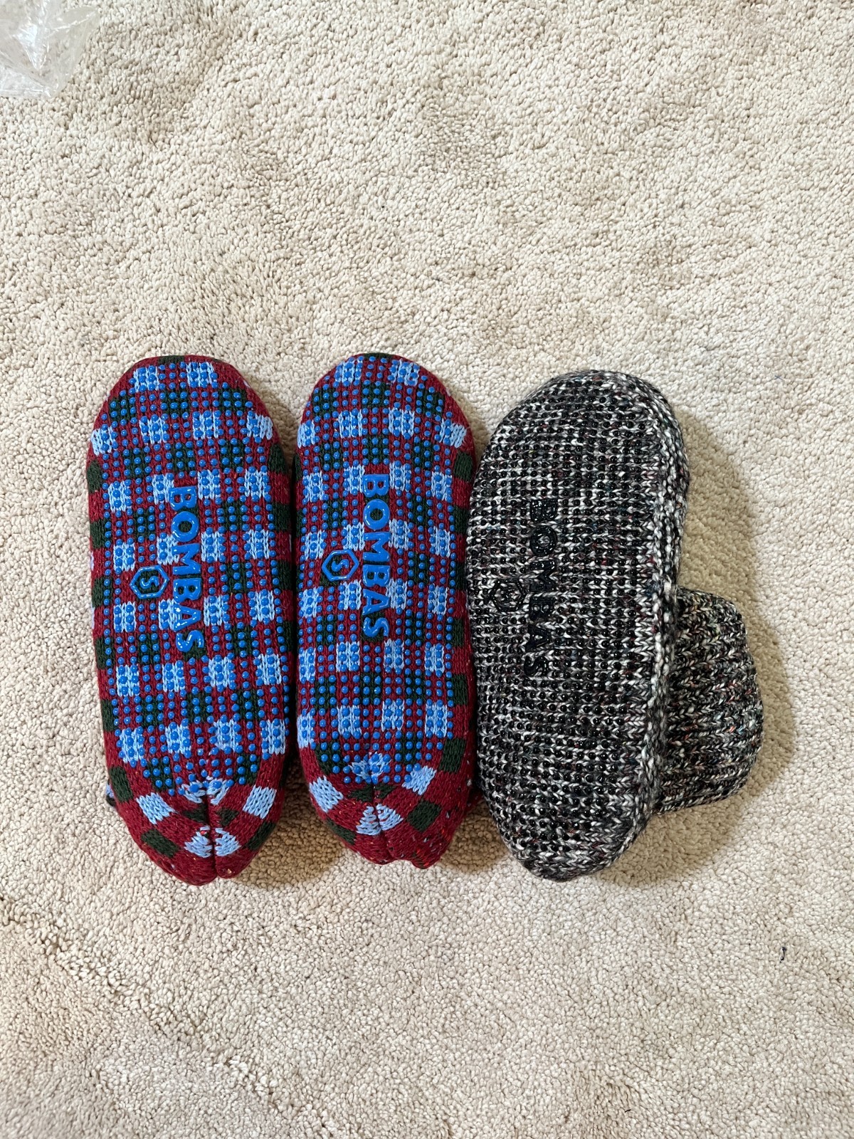 Bombas Sherpa Lined Gripper Bootie Red Blue Slipper Women Med (US W 9-11.5)*READ