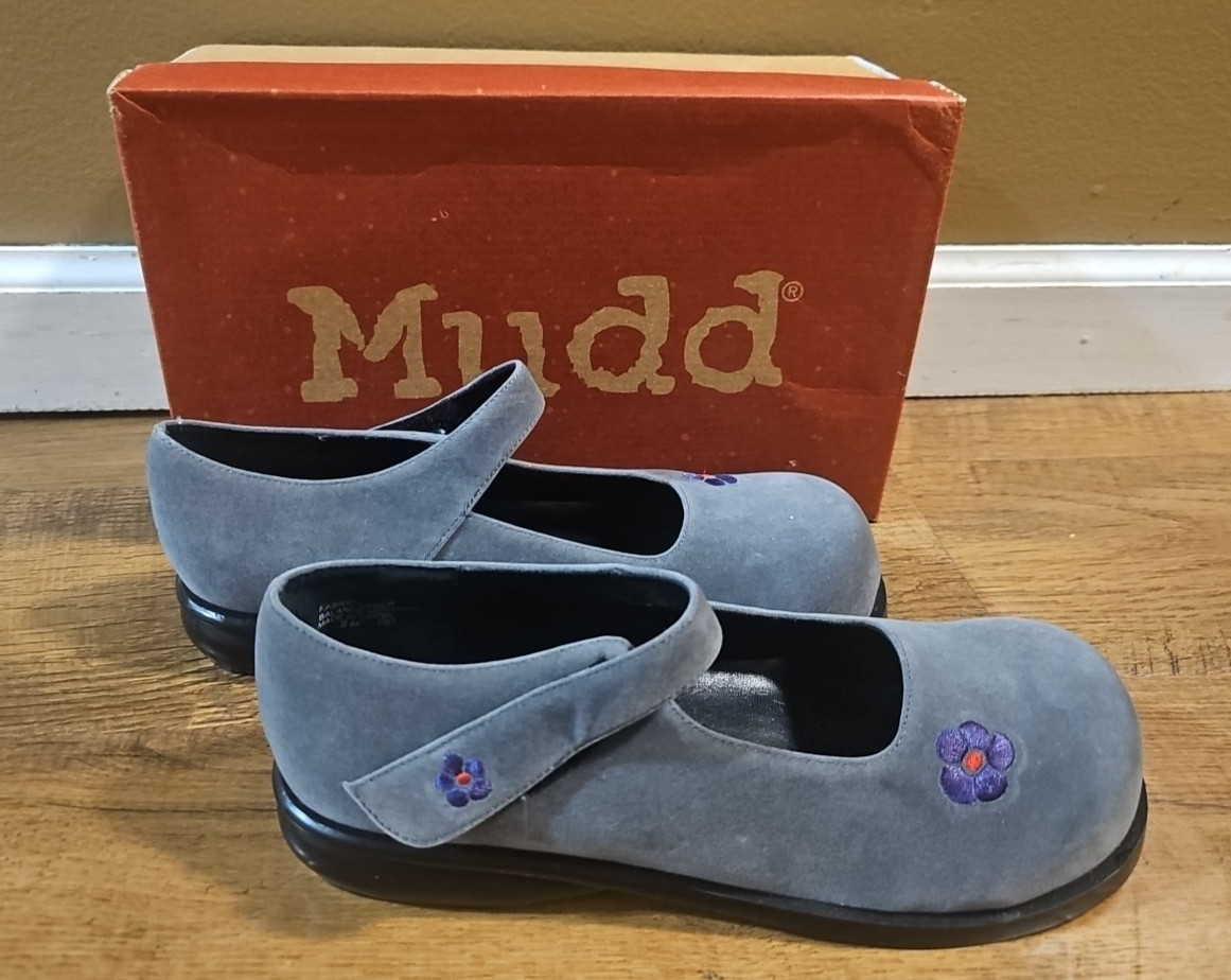 New Mudd Grey Velvet Rommie Shoes Size 9 Mary Jane Style