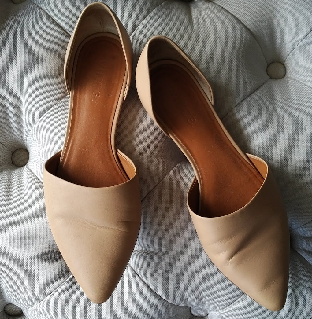 VINCE. Vince Nina d’Orsay flats 37 loafers shoes slip-ons USED pale tan nude
