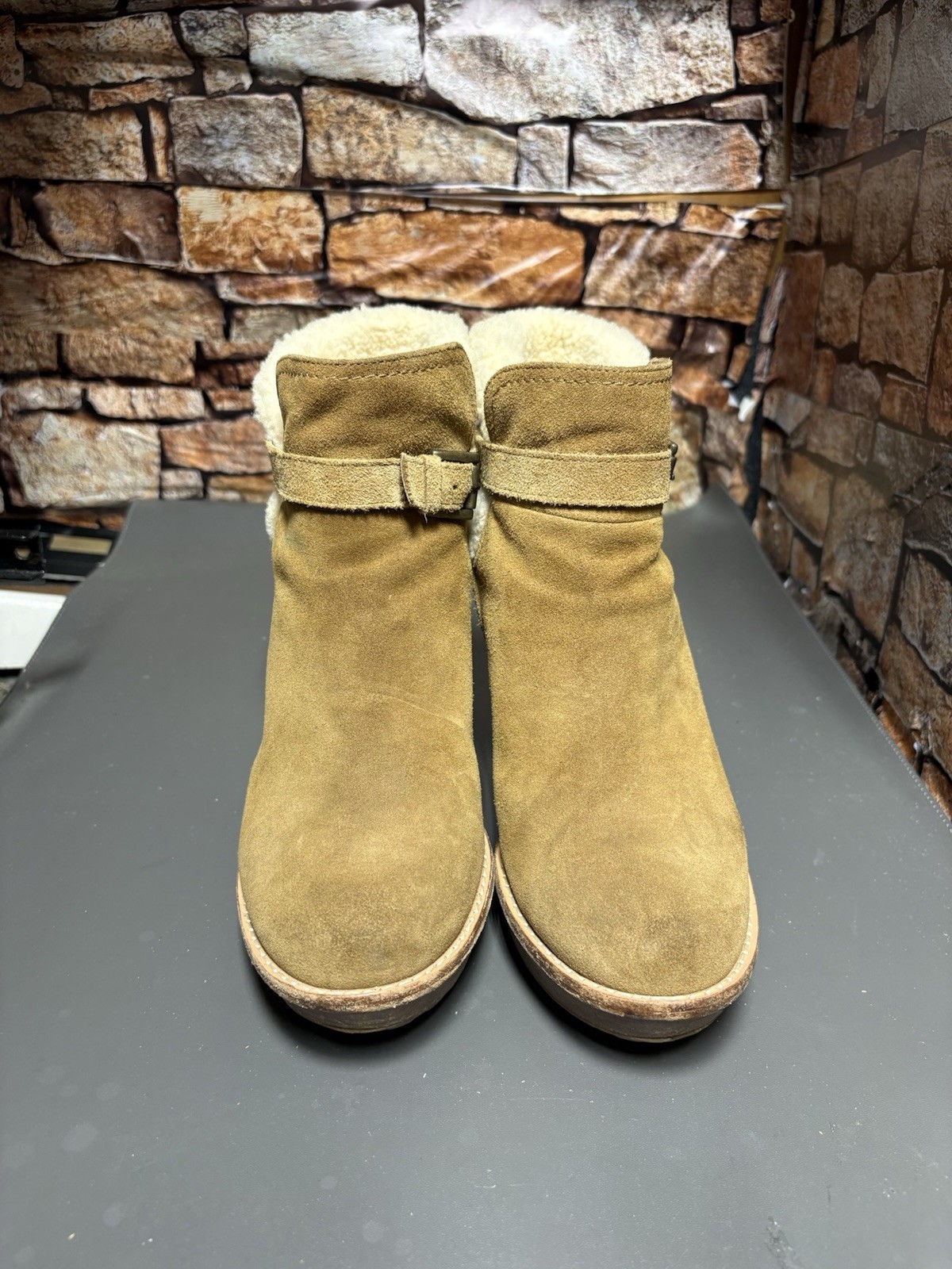 UGG Australia Anais wedge boots Us 8.5