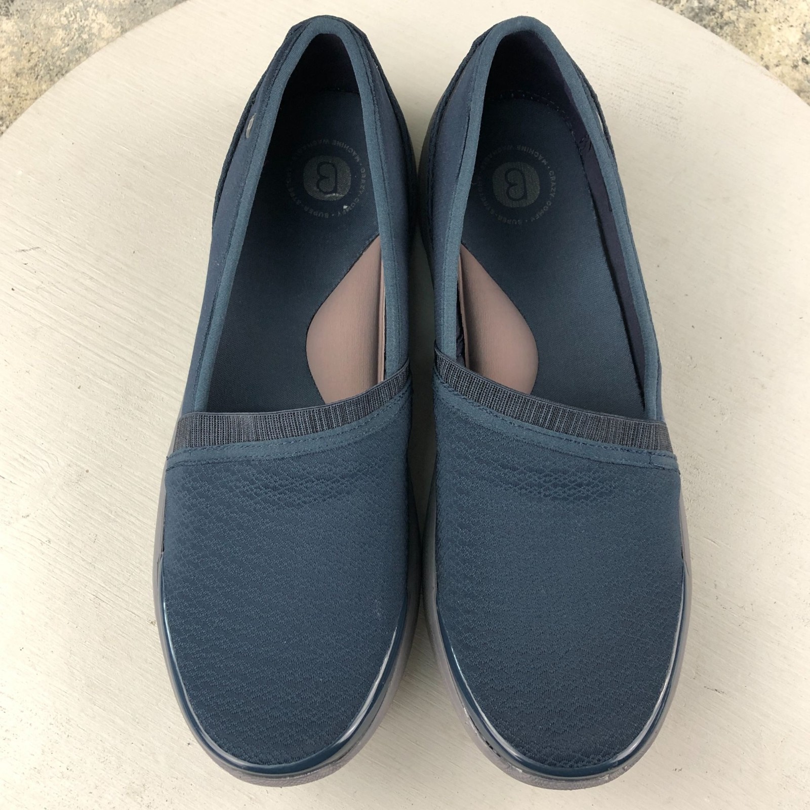 BZees Women’s Size 9.5M Lollipop Navy Blue Slip On Lightweight Casual Shoes