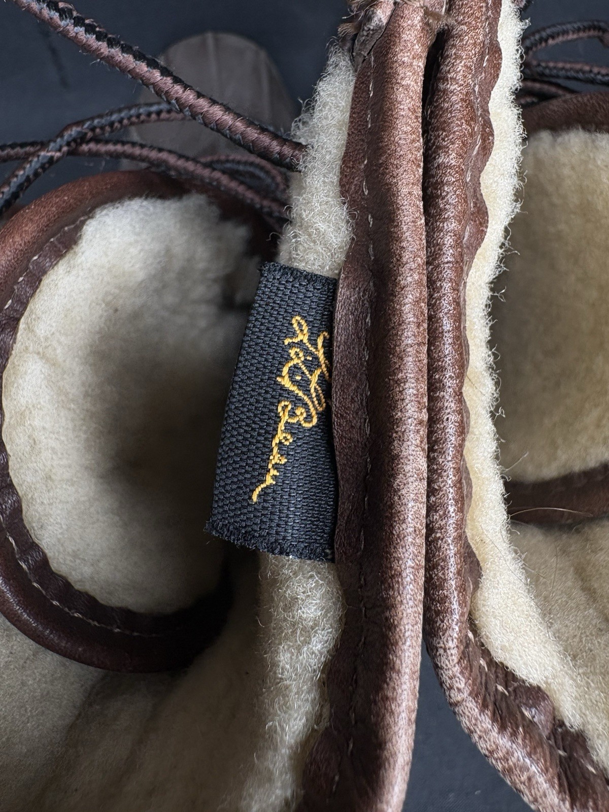 LL Bean Signature BlackWaxed Canvas Maine Hunting Boot Size 7 W Shearling Lined