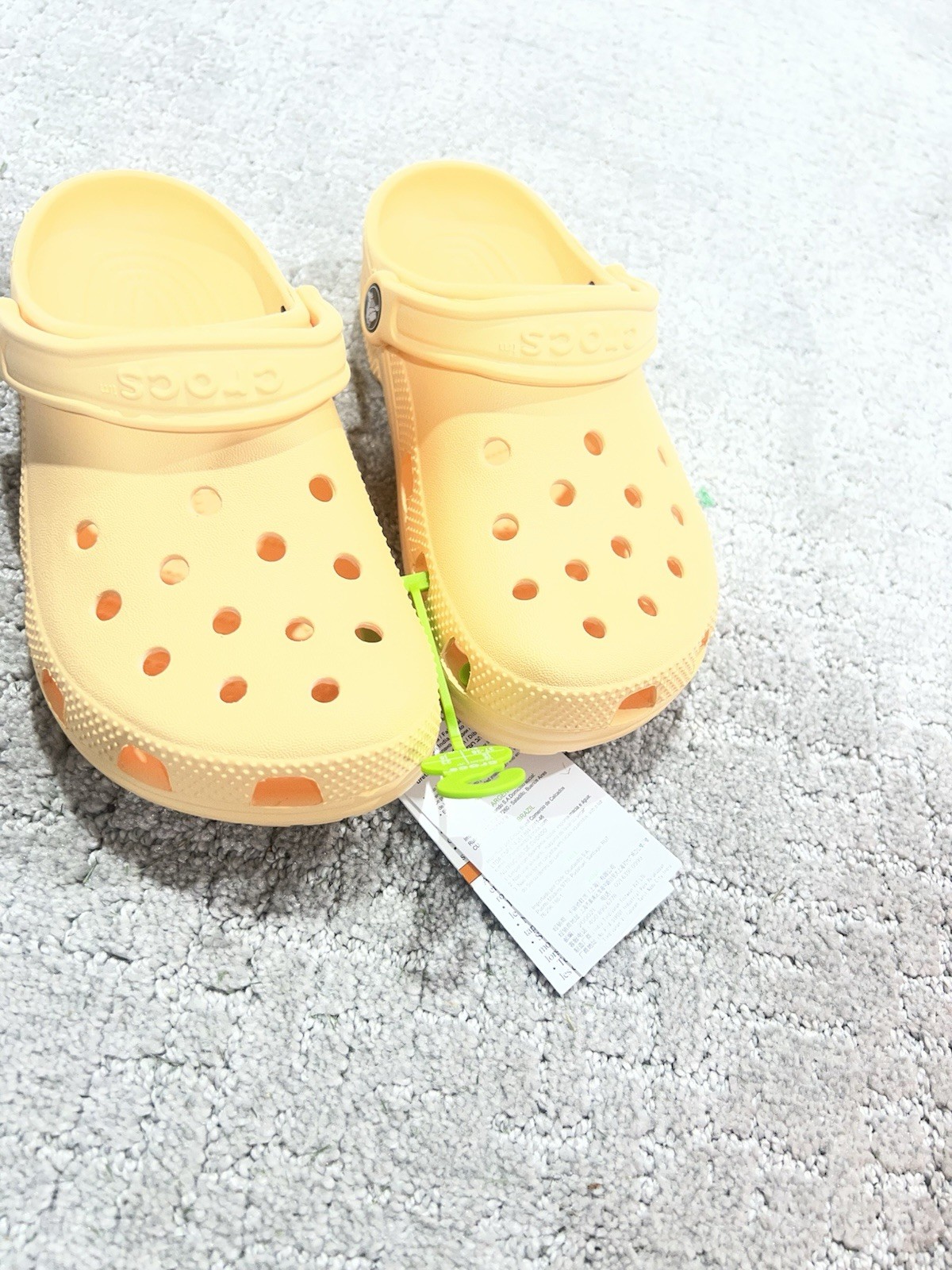 These are Crocs Classic Clogs Size 5
