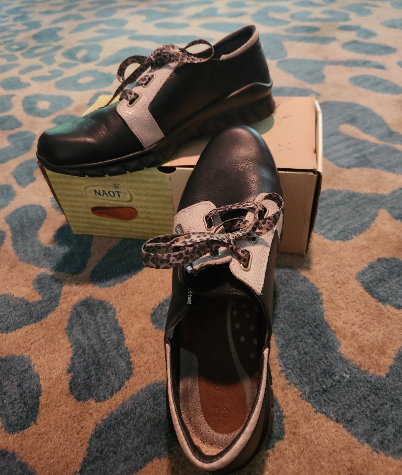 Naot Leather Elios Soft Black Beige Cheetah Lacings Zip-Up 40 Sz 9