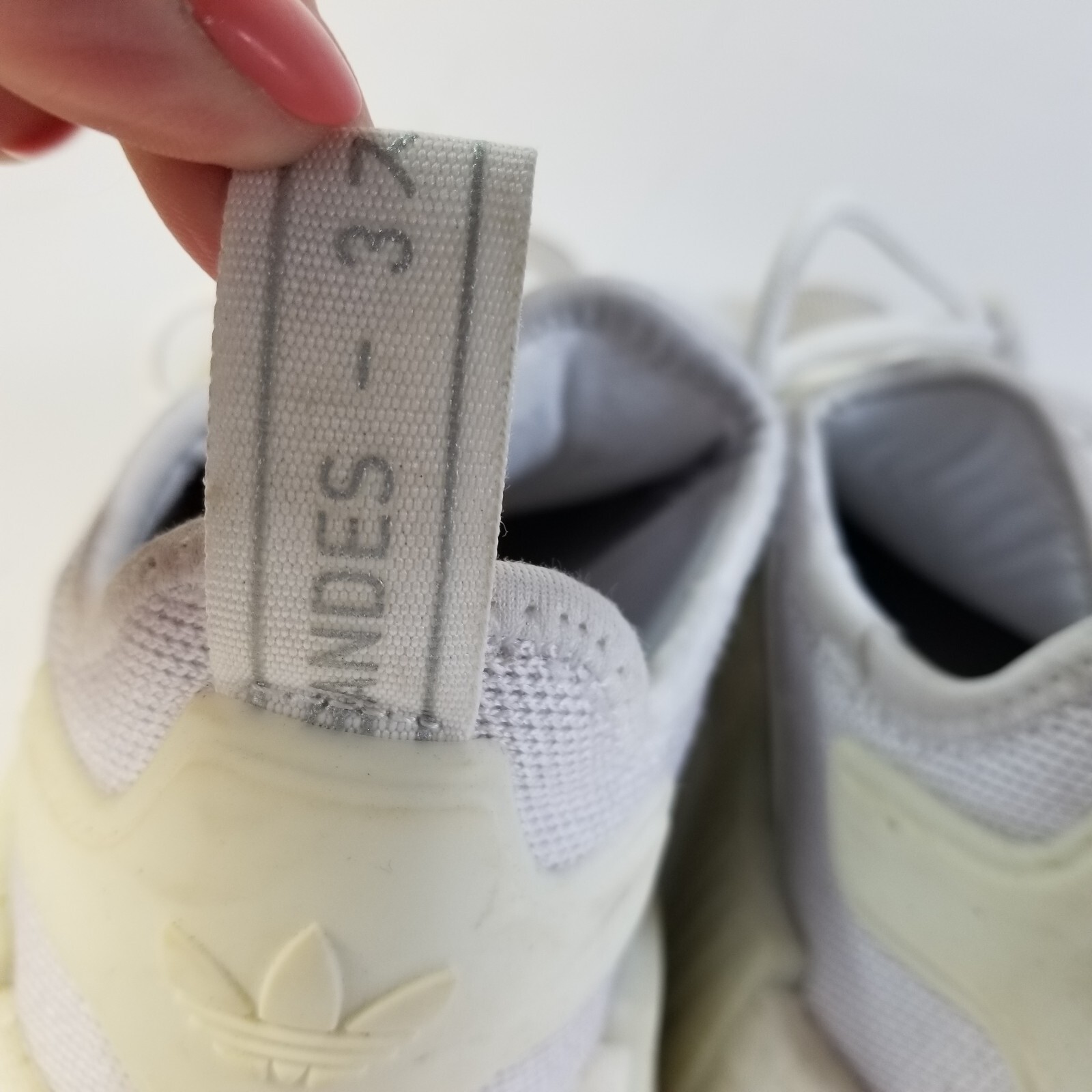 Adidas Originals Women’s NMD R1 Running Sneakers Size 8 US
