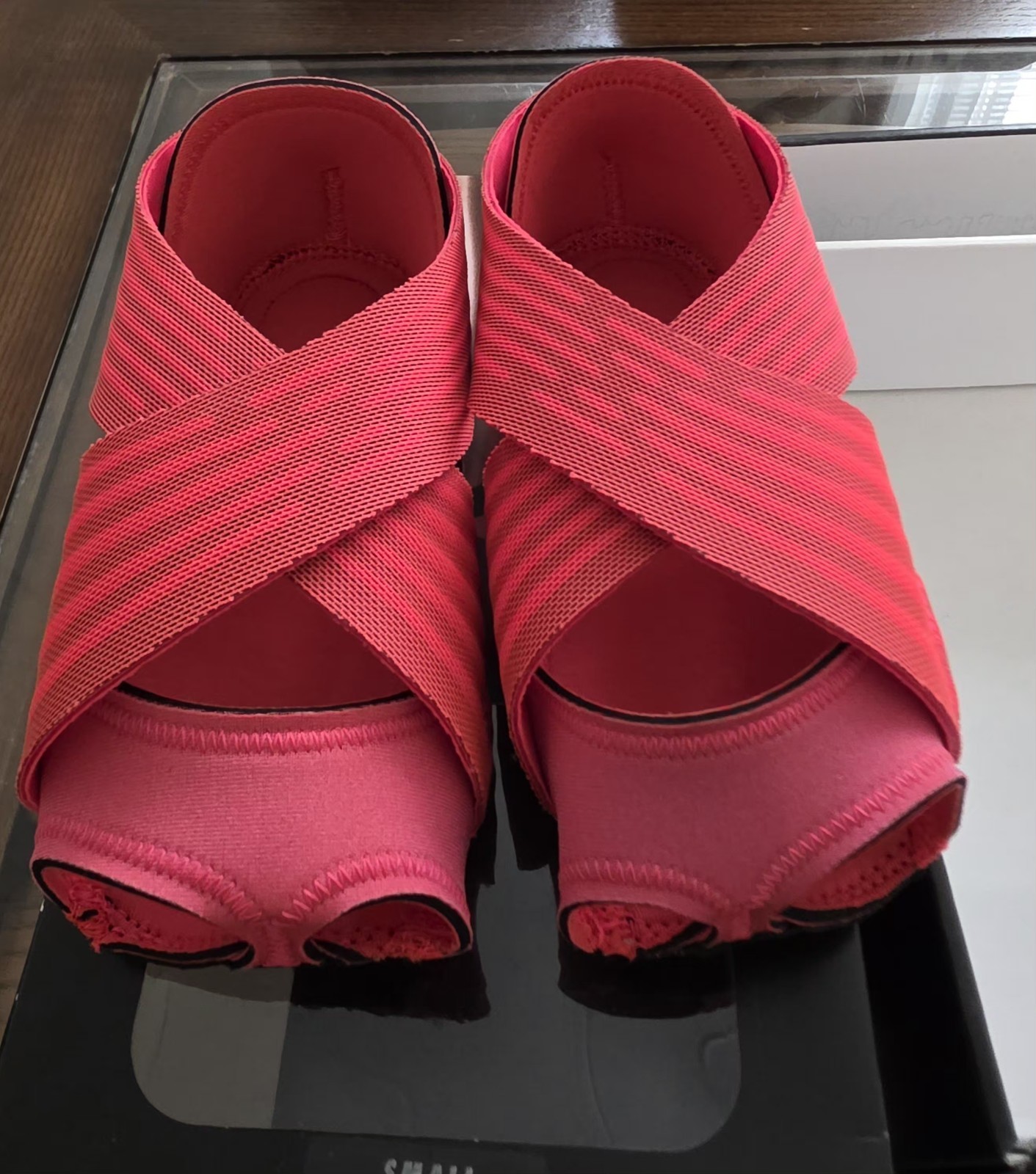 Nike Studio Wrap Pink Barefoot Yoga Dance Training Shoes Womens Small 6-7.5