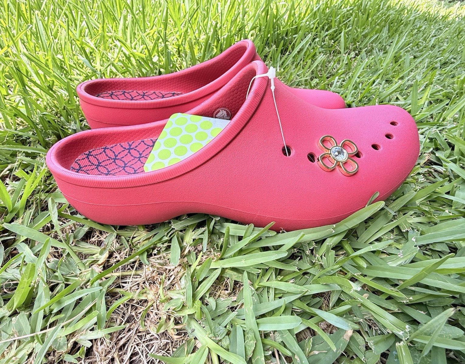 Crocs Tully Women’s Red Slip-On Comfort Clog Shoes US 9 Women’s with Jibbitz