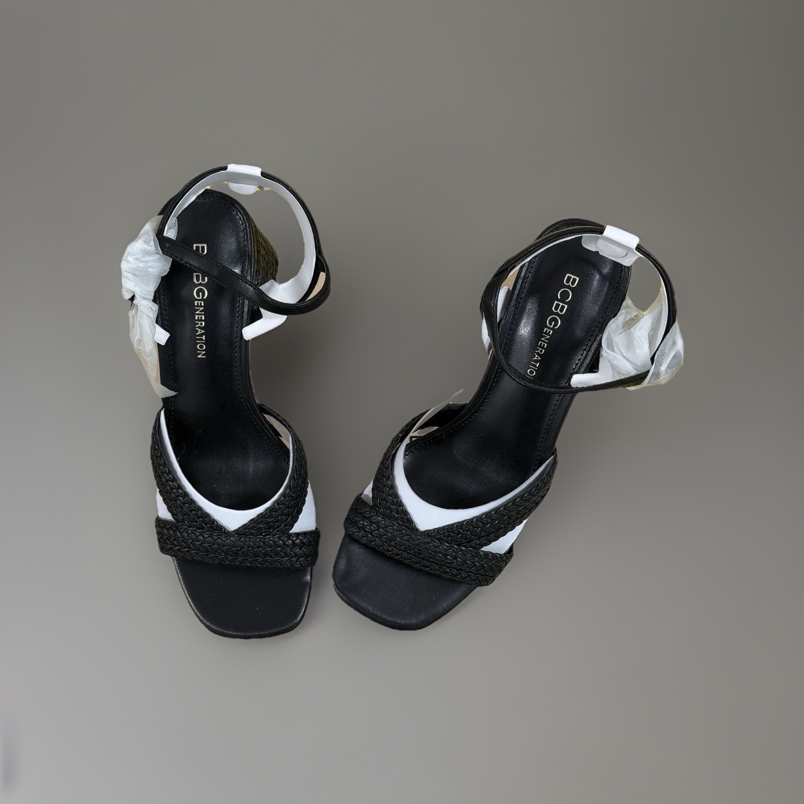 BCBG Generation Dahlia Sandal Size 6! New And Unworn In Box!!