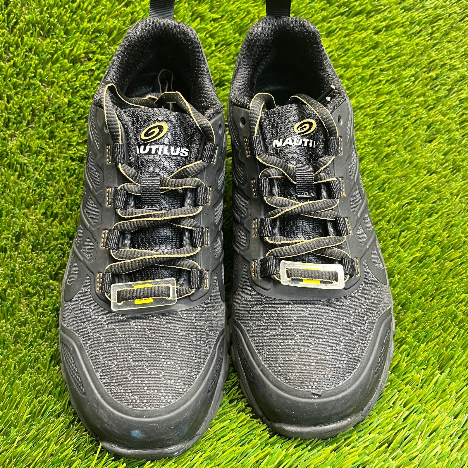 Nautilus Stratus SR Womens Size 7 Black Composite Toe Safety Working Shoes