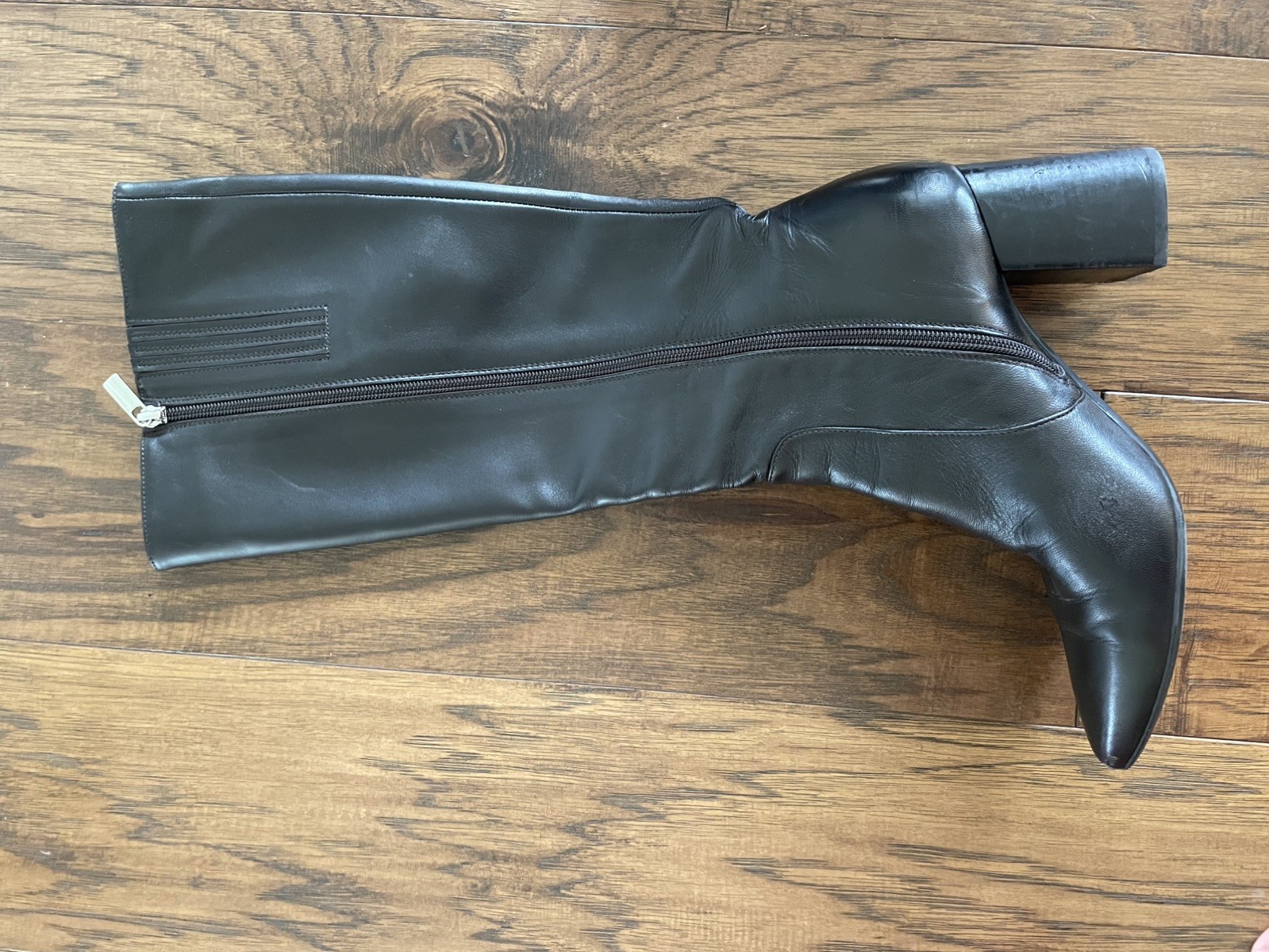 TARYN ROSE WOMENS BOOTS 19.5 in TALL STRETCH/ BLACK LEATHER ZIPPER