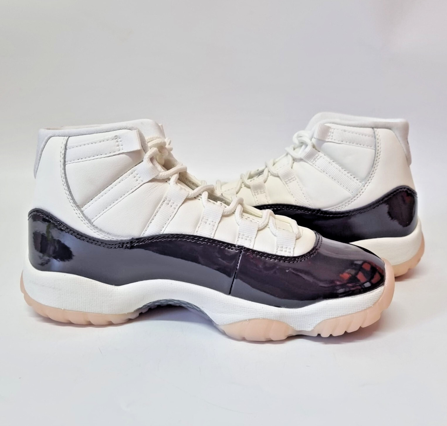 Nike Air Jordan 11 Retro Women’s 7.5 US 5UK AJ11 Neapolitan Sail Brown Sneakers